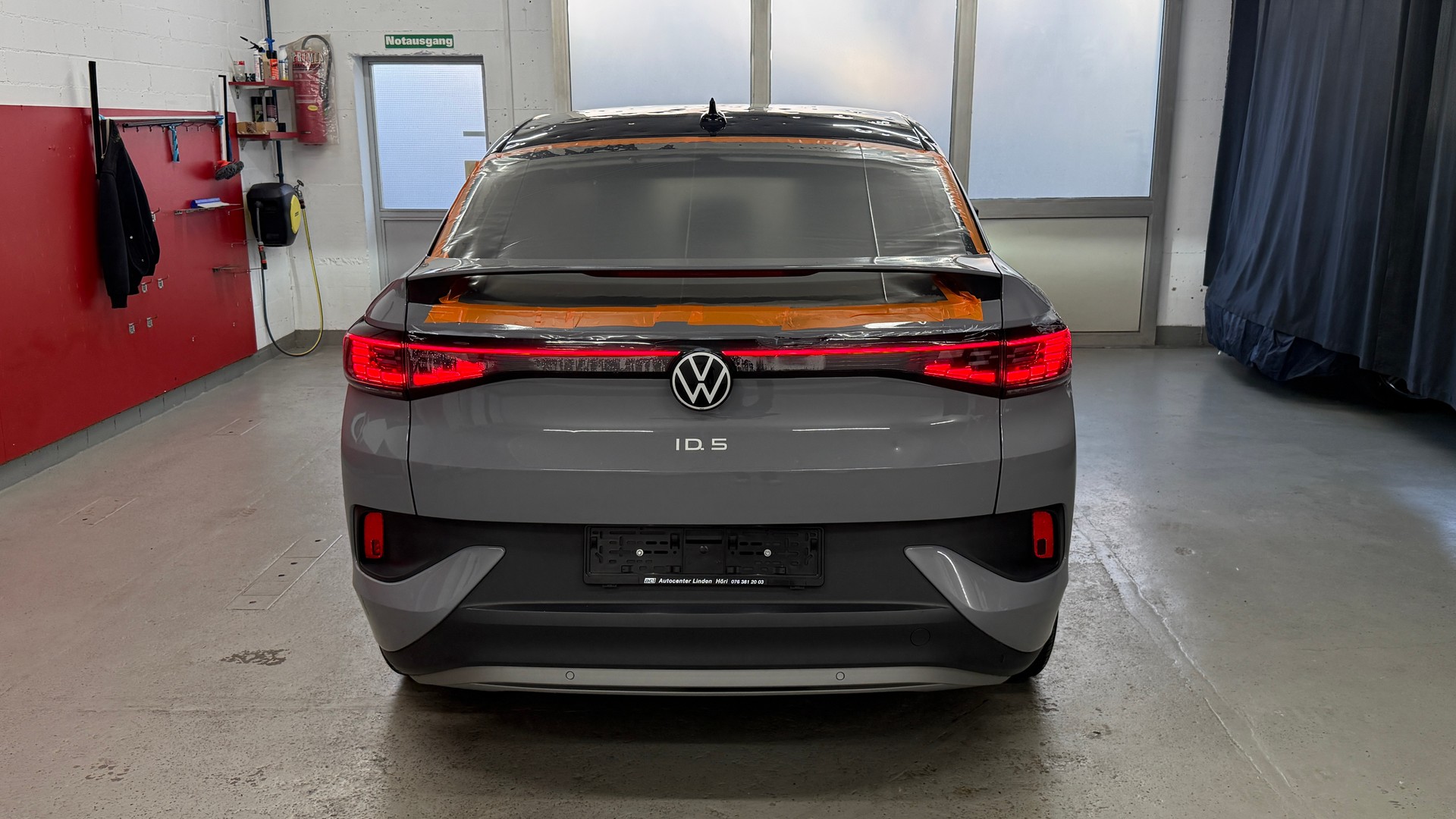 VW ID.5 Pro Performance 77 kWh 75 Edition-image-4