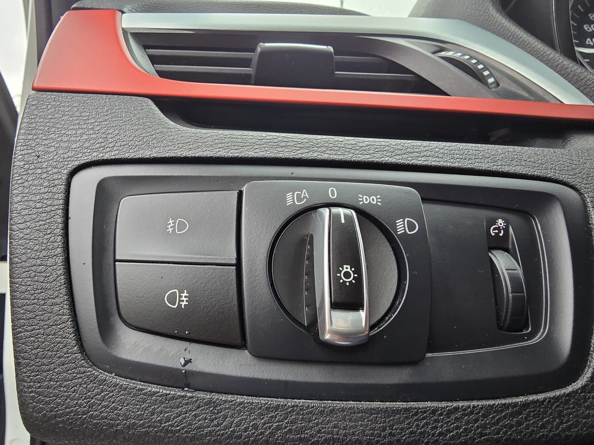 BMW X1 xDrive 20d M Sport Steptronic-image-15