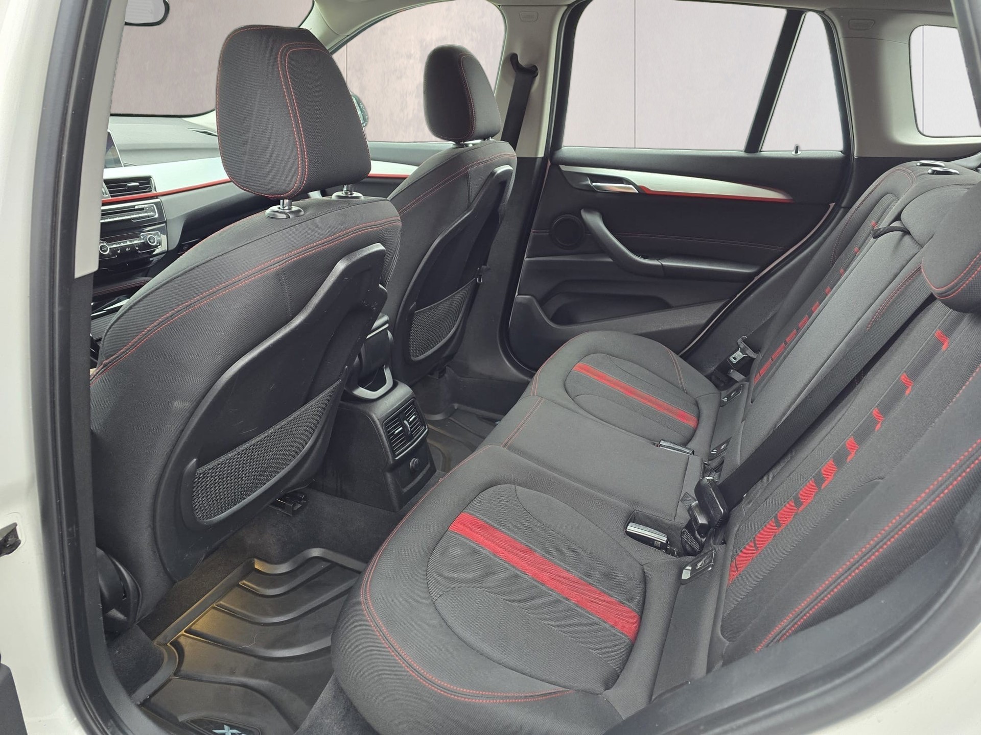 BMW X1 xDrive 20d M Sport Steptronic-image-17