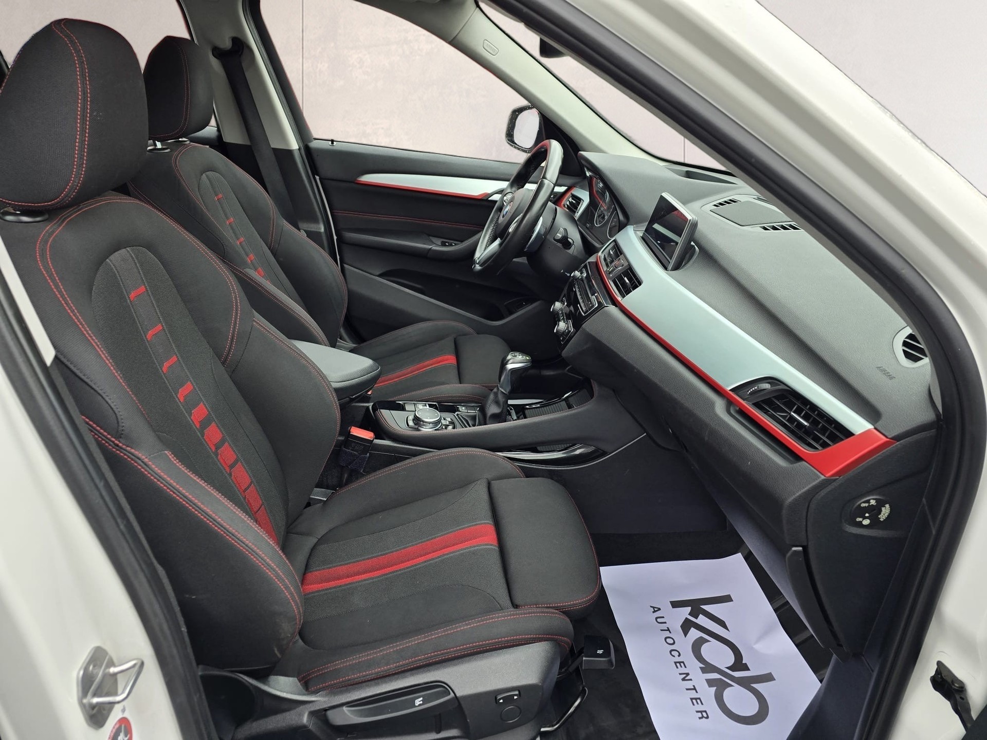 BMW X1 xDrive 20d M Sport Steptronic-image-16