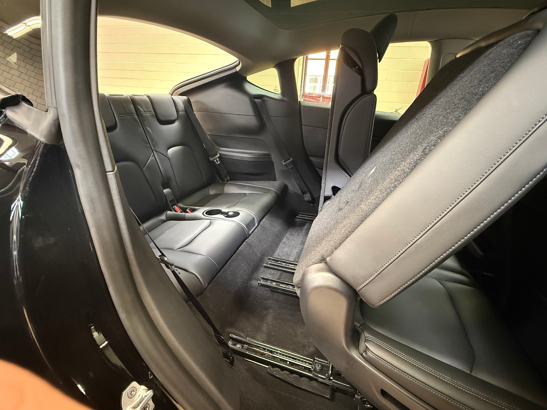 TESLA Model Y Long Range-image-17