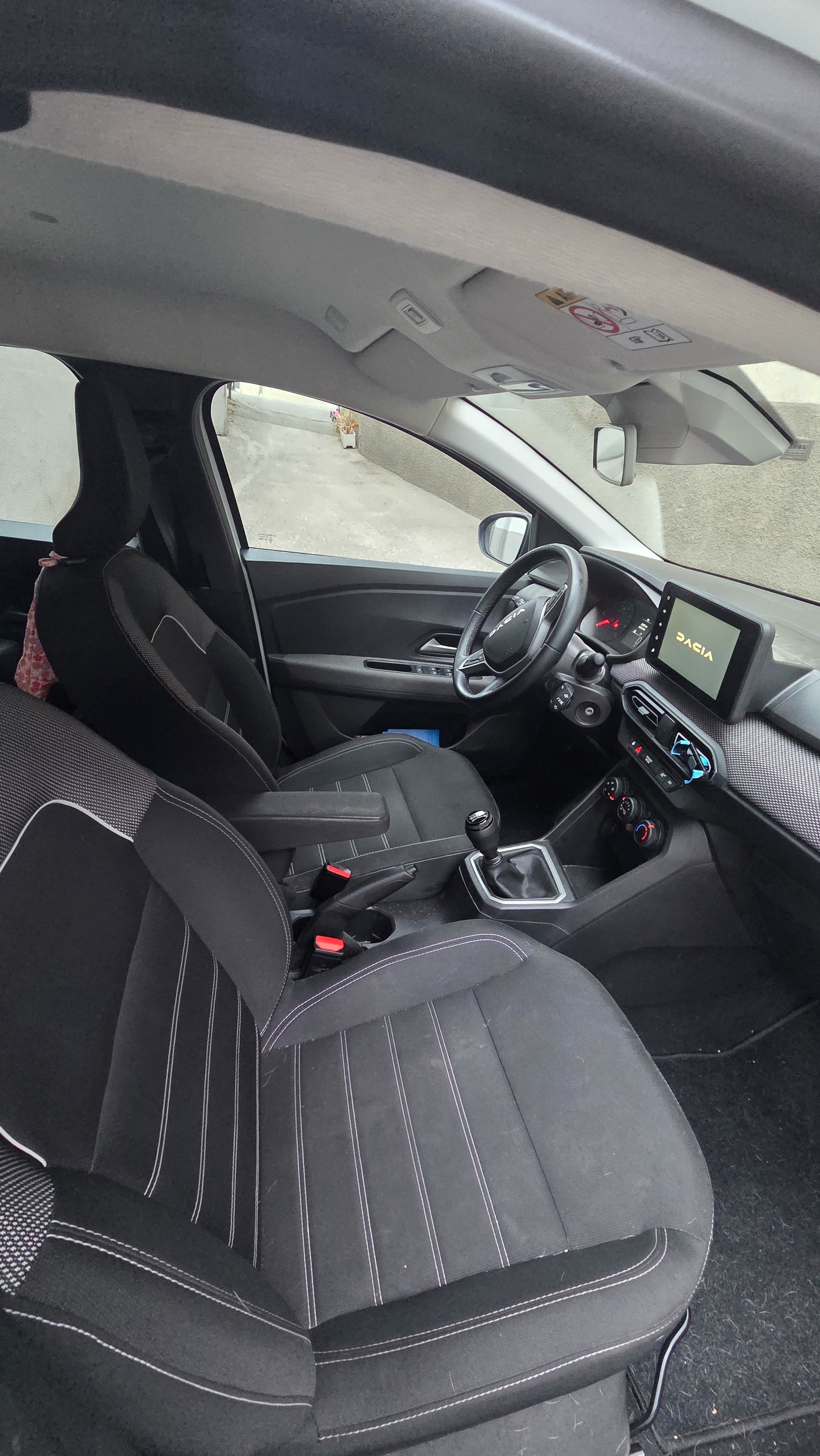 DACIA 1.0 TCe Journey-image-4