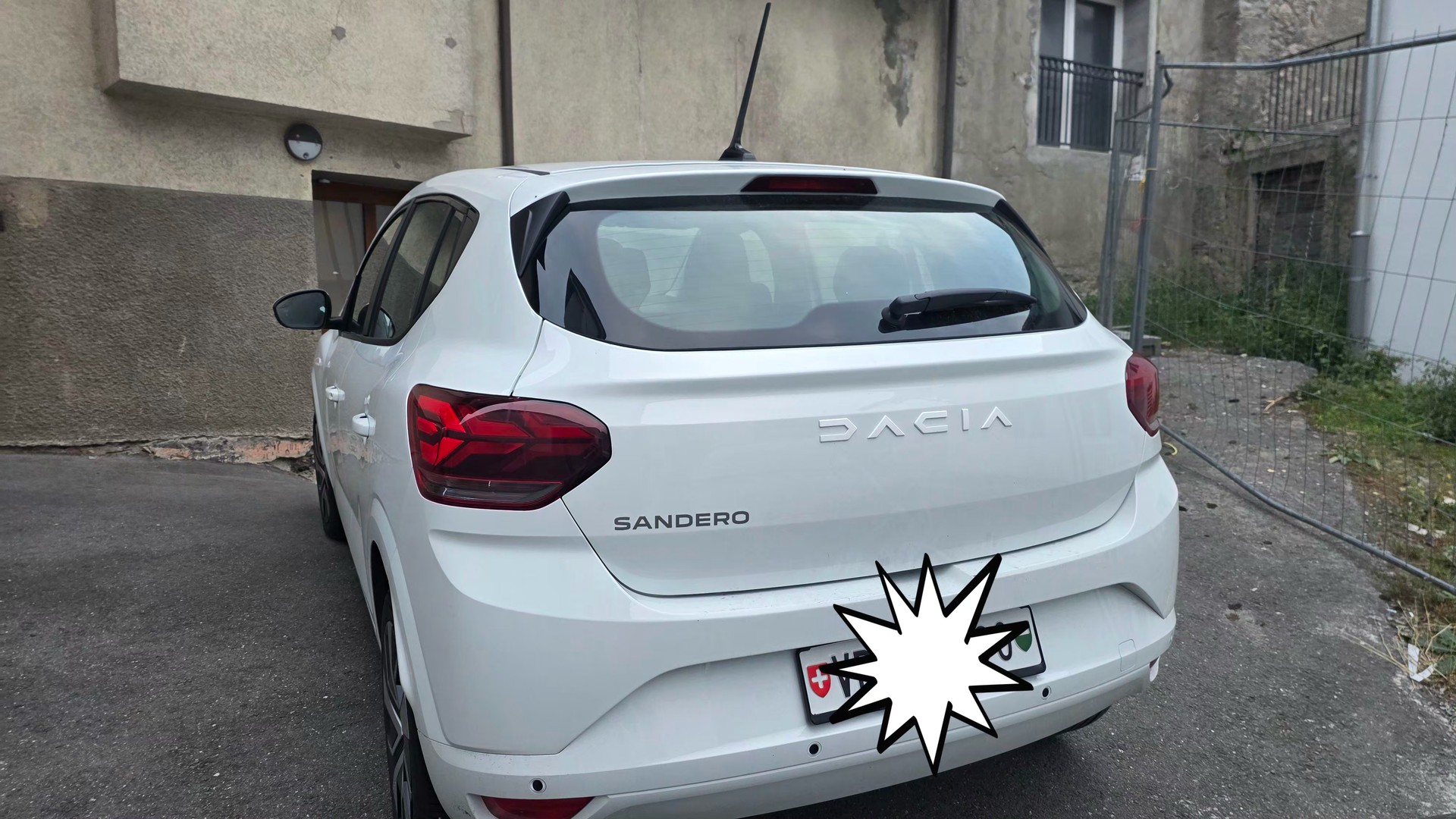 DACIA 1.0 TCe Journey-image-2