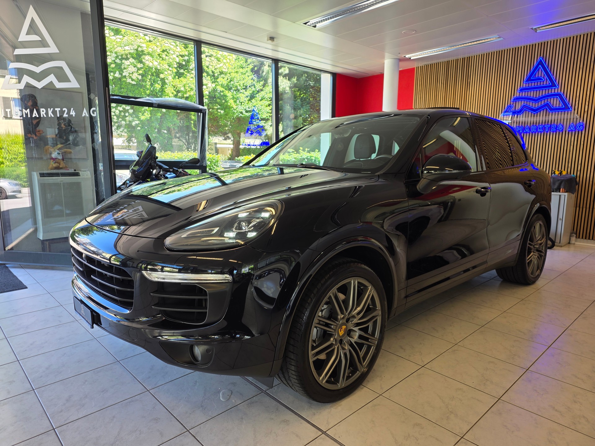 PORSCHE Cayenne S 4.2 V8 TDI Platinum Edition !!! ACHTUNG DPF DEFEKT !!!-image-2