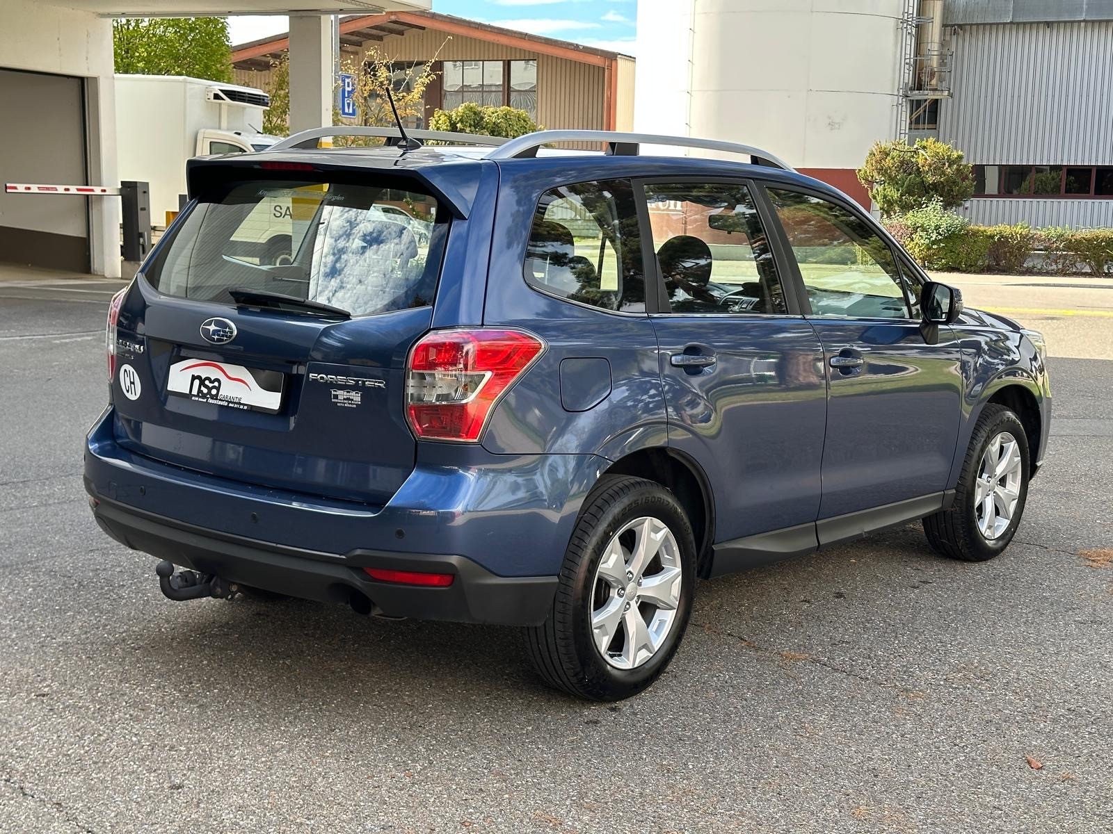 SUBARU Forester 2.0i Swiss Lineartronic-image-3