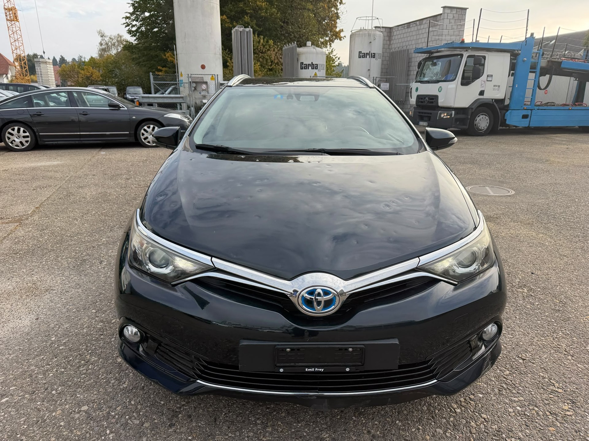 TOYOTA Auris Touring Sports 1.8 HSD Trend e-CVT-image-2