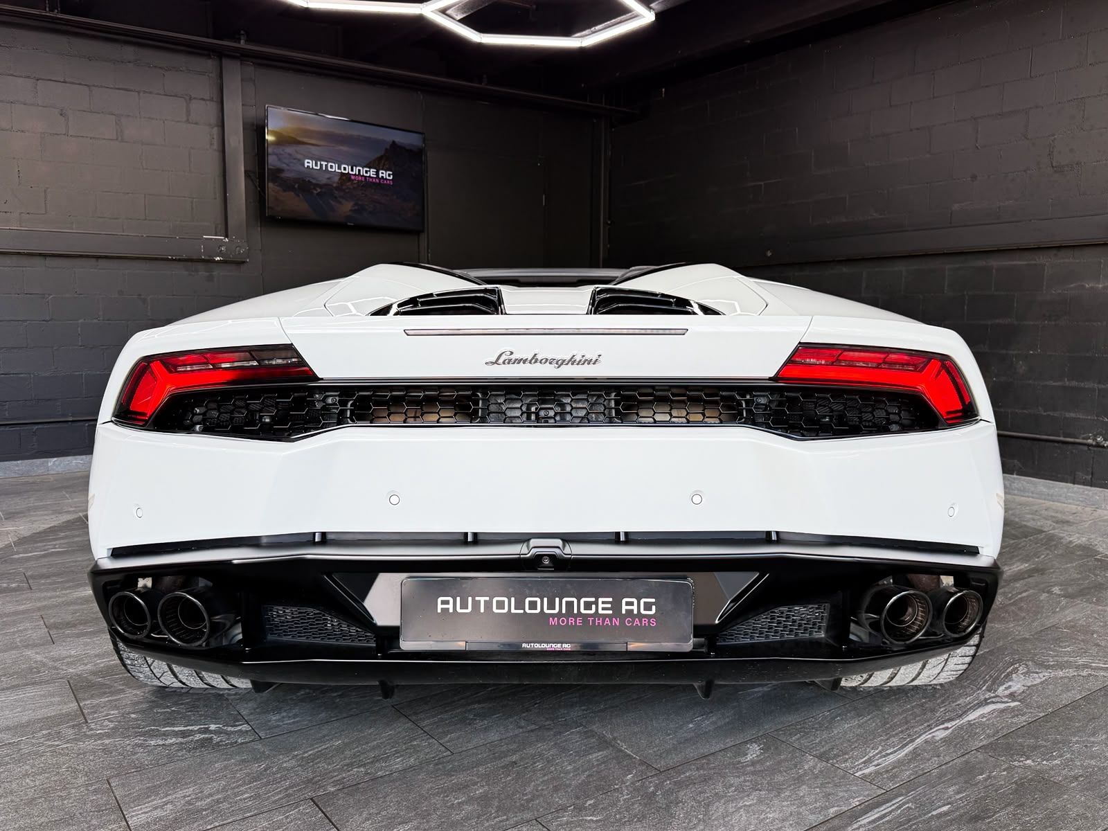 LAMBORGHINI Huracan LP610-4 Spyder DCT-image-10