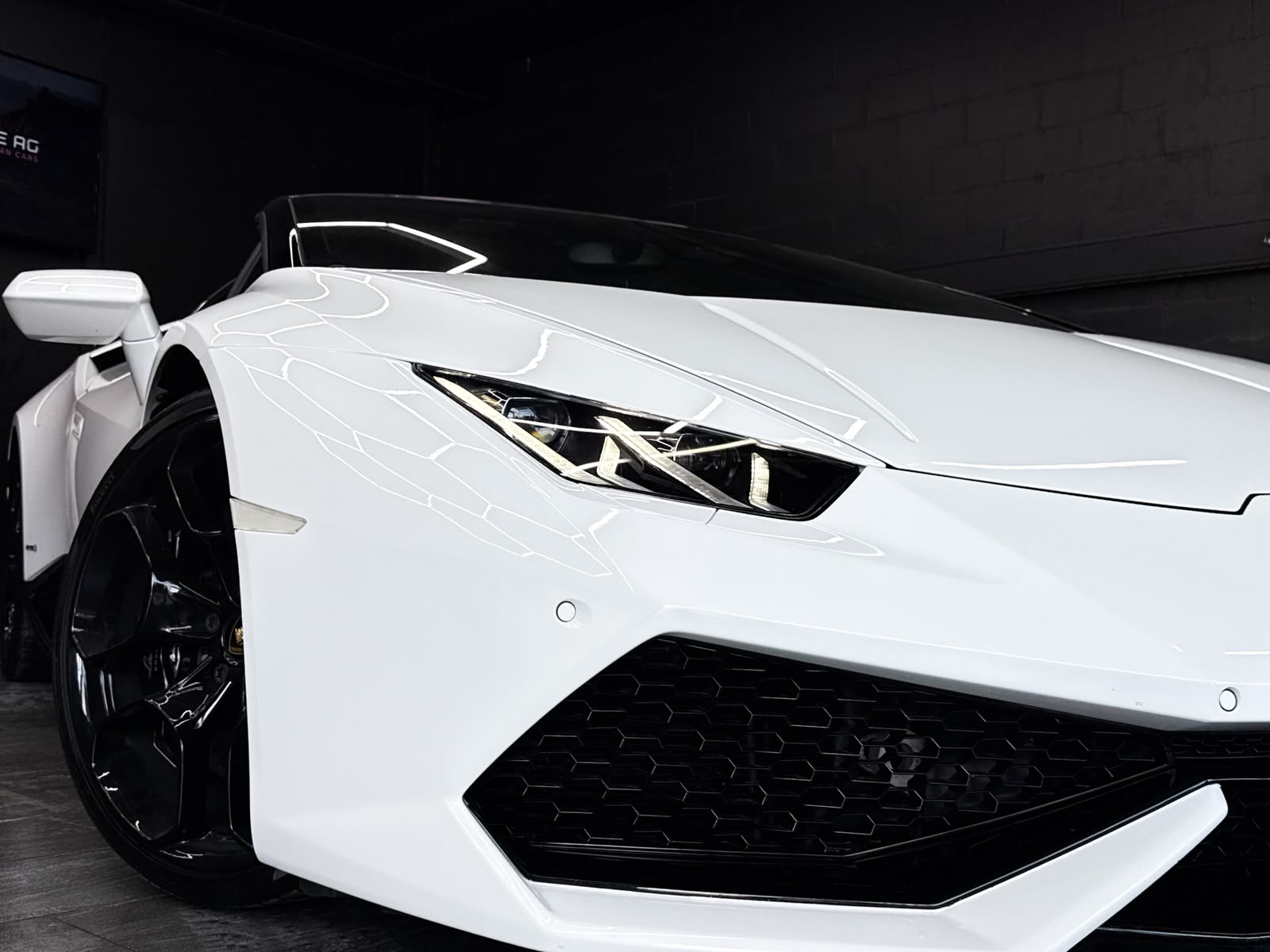 LAMBORGHINI Huracan LP610-4 Spyder DCT-image-4