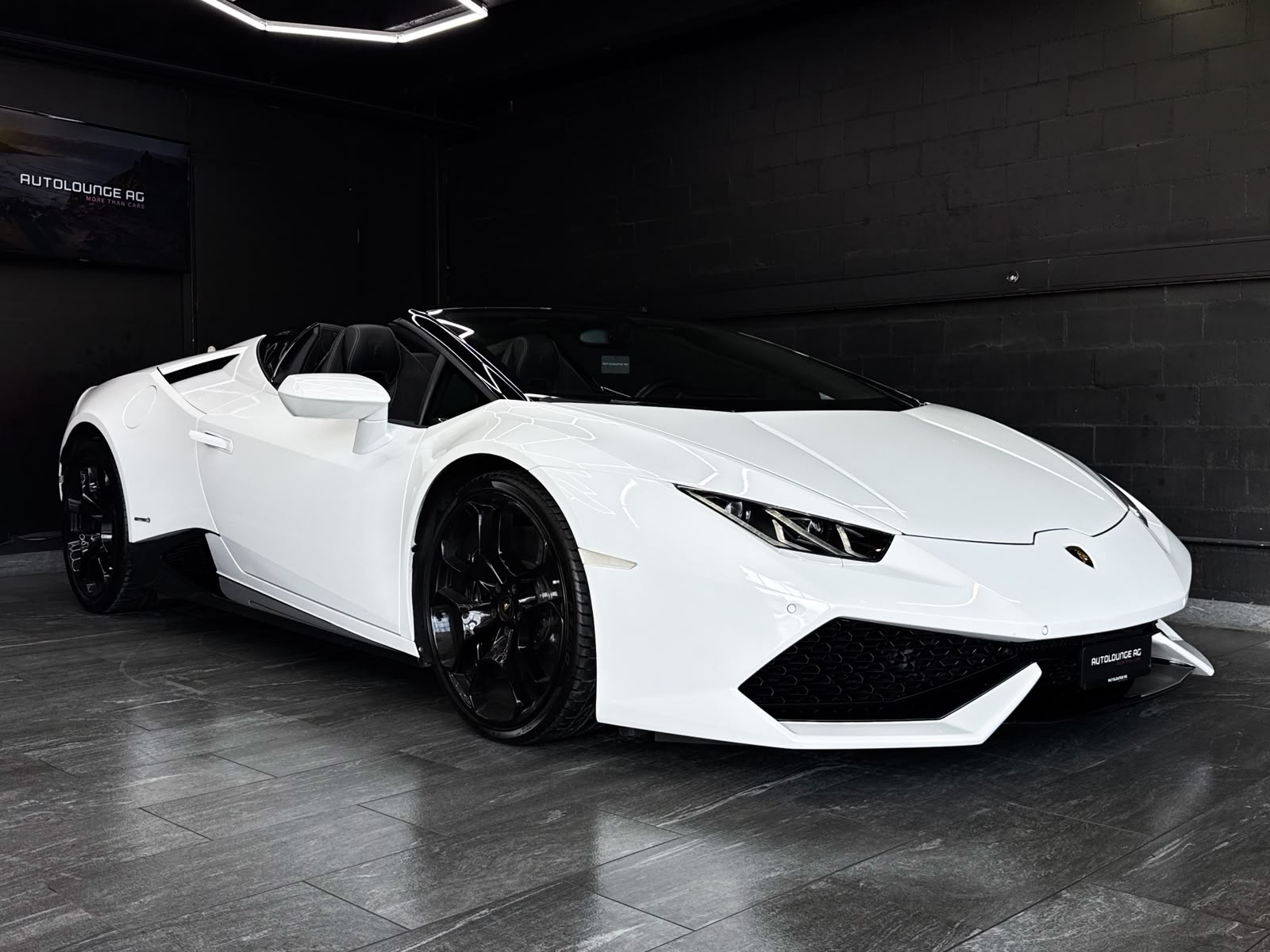 LAMBORGHINI Huracan LP610-4 Spyder DCT-image-2