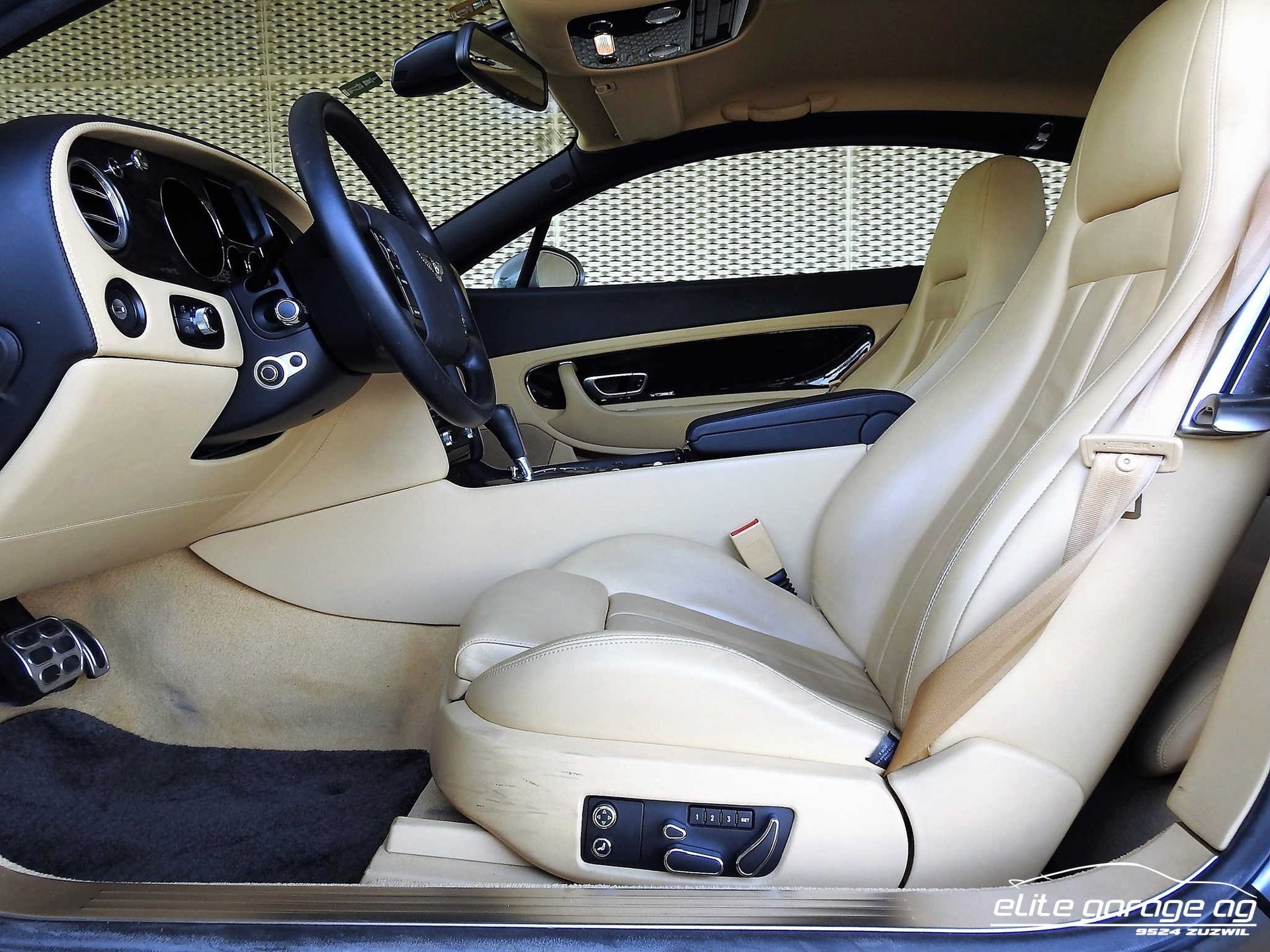 BENTLEY Continental GT 6.0-image-8