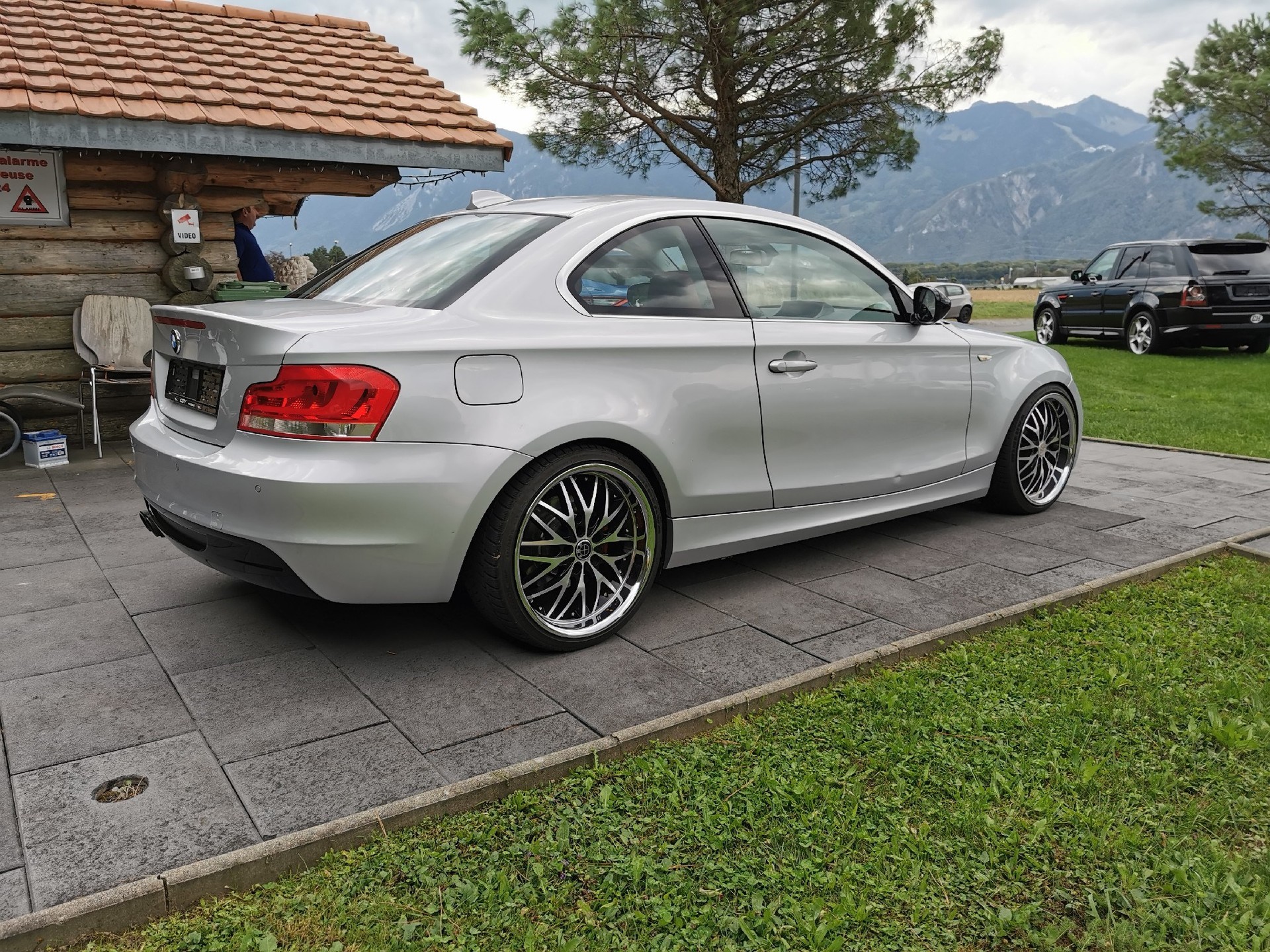 BMW 123d Coupé-image-5