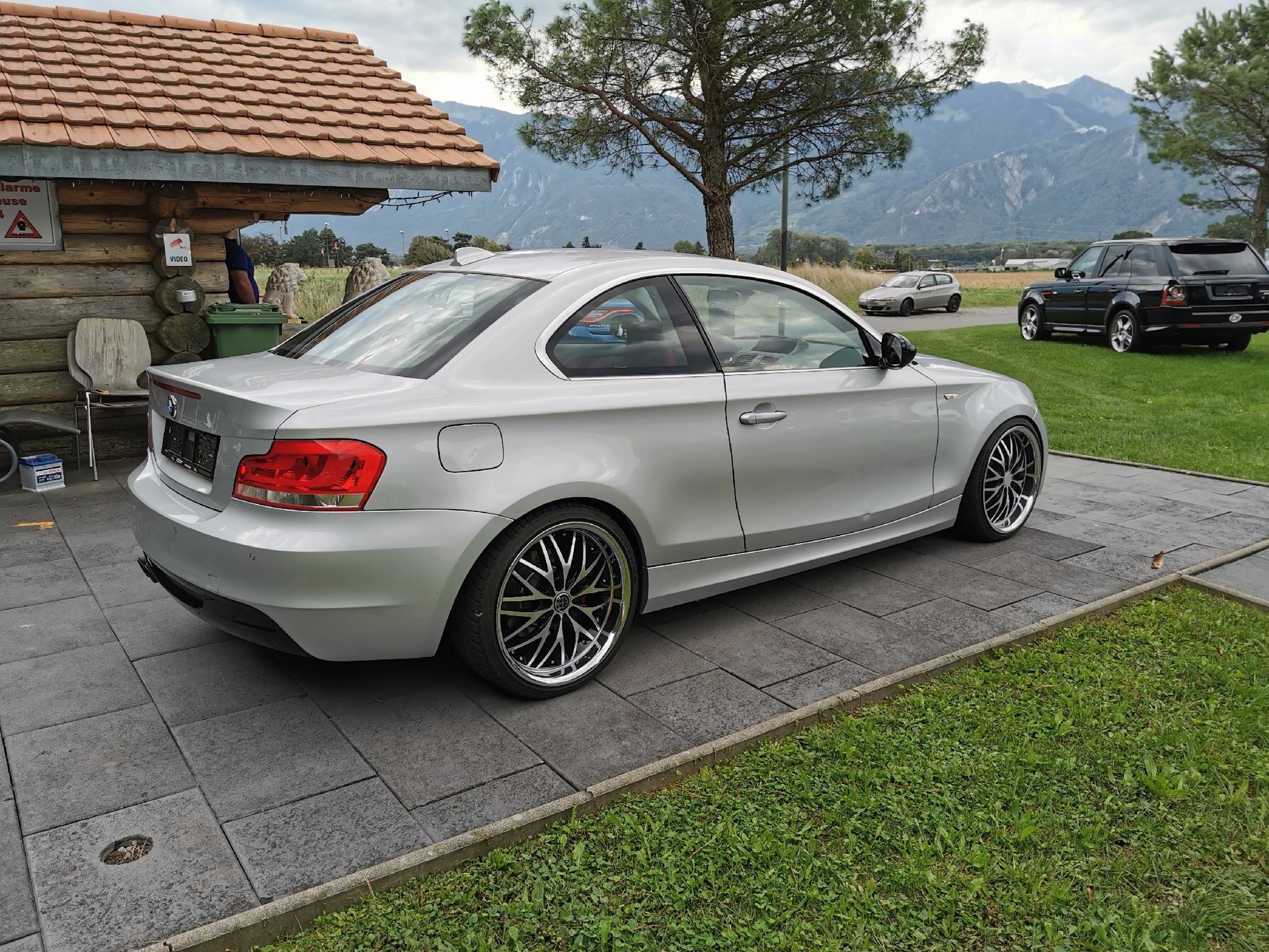 BMW 123d Coupé-image-6