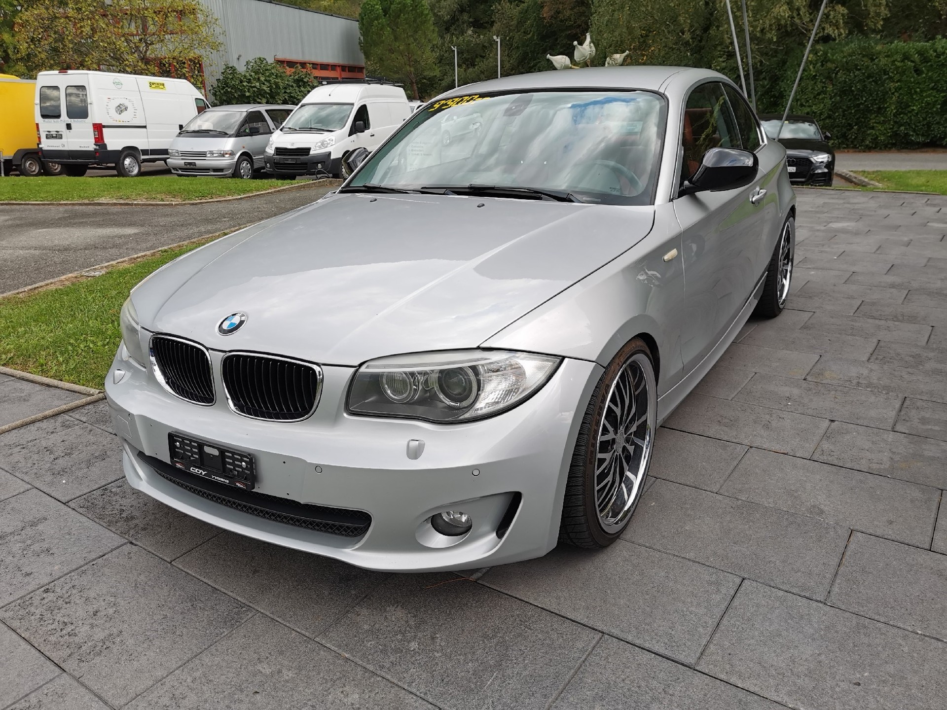 BMW 123d Coupé-image-8