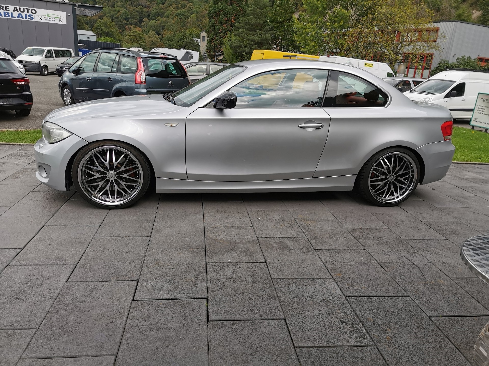 BMW 123d Coupé-image-9