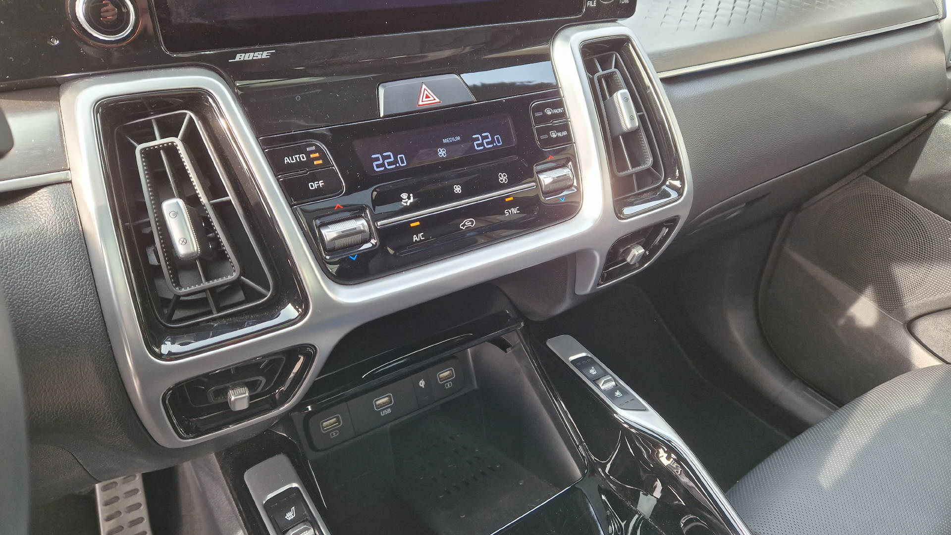 KIA Sorento 2.2 SmartD Style Luxury 5P-image-5