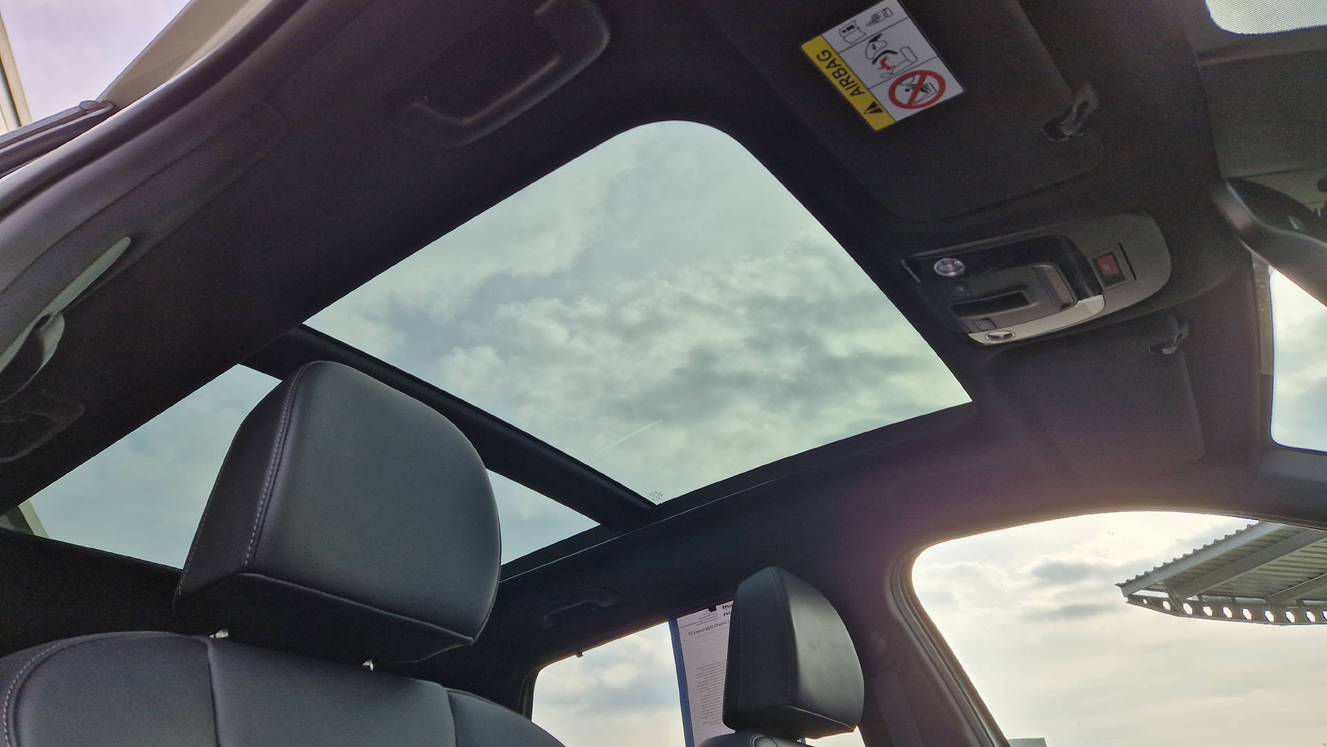 KIA Sorento 2.2 SmartD Style Luxury 5P-image-13