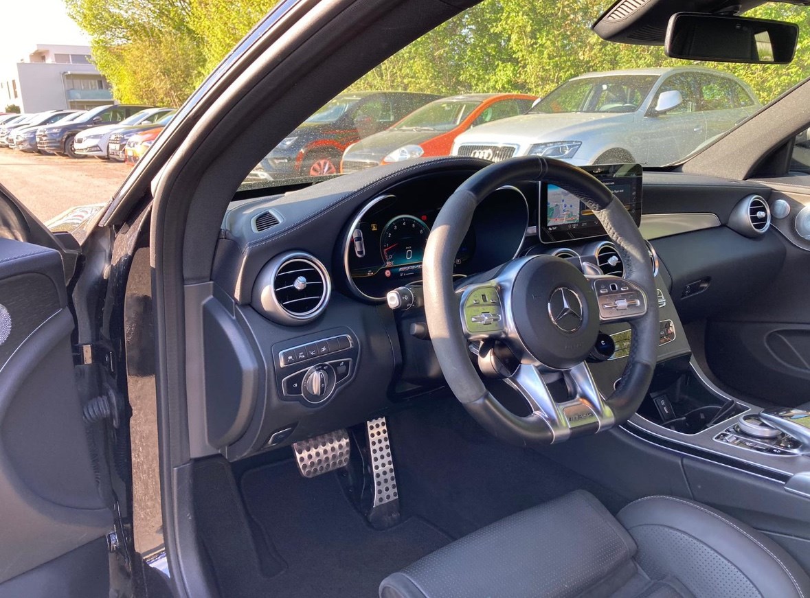 MERCEDES-BENZ C 63 S AMG 9G-tronic Premium +-image-5