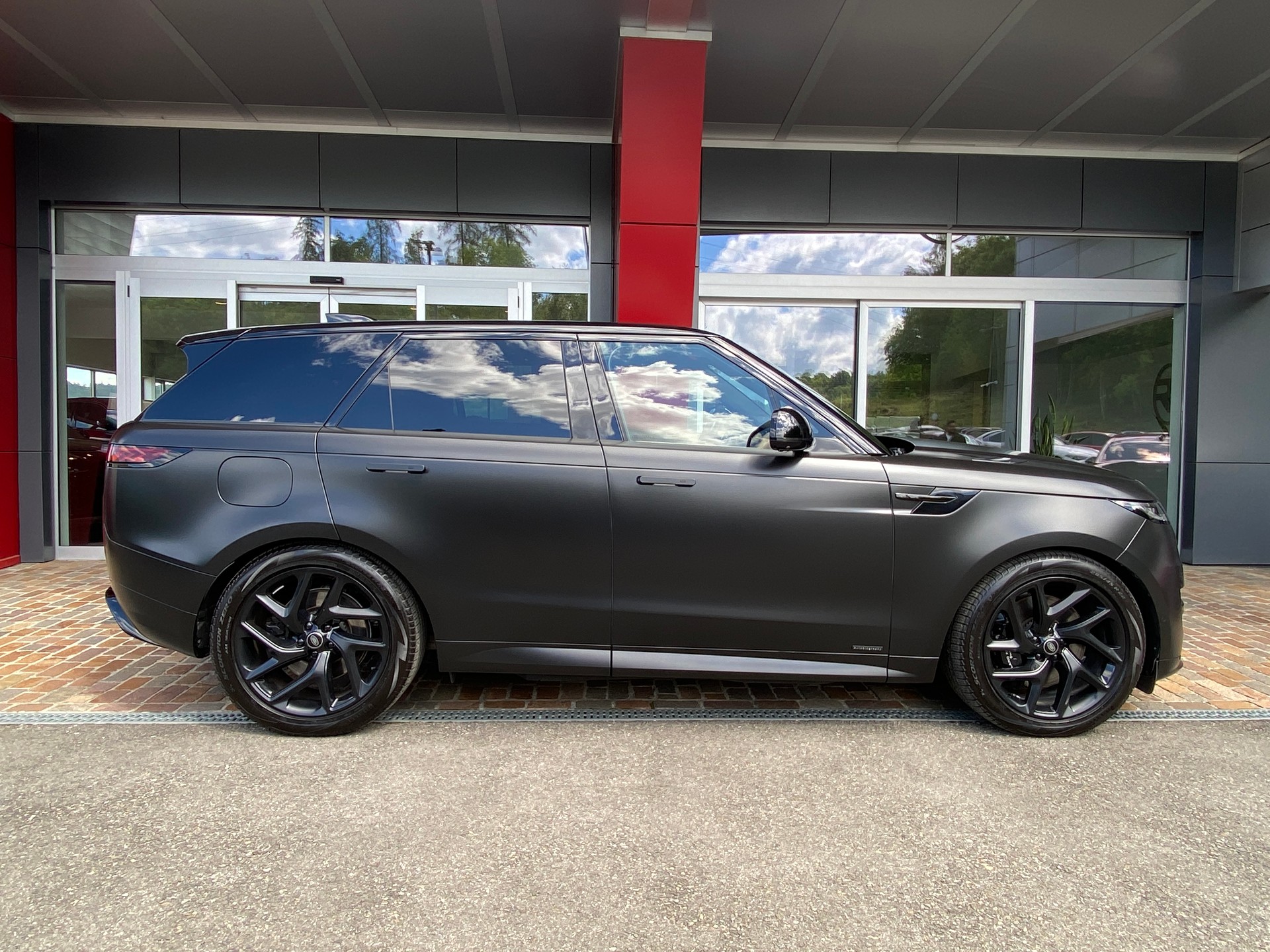 LAND ROVER Range Rover Sport P510e 3.0 Si6 PHEV Autobiography Automatic-image-19