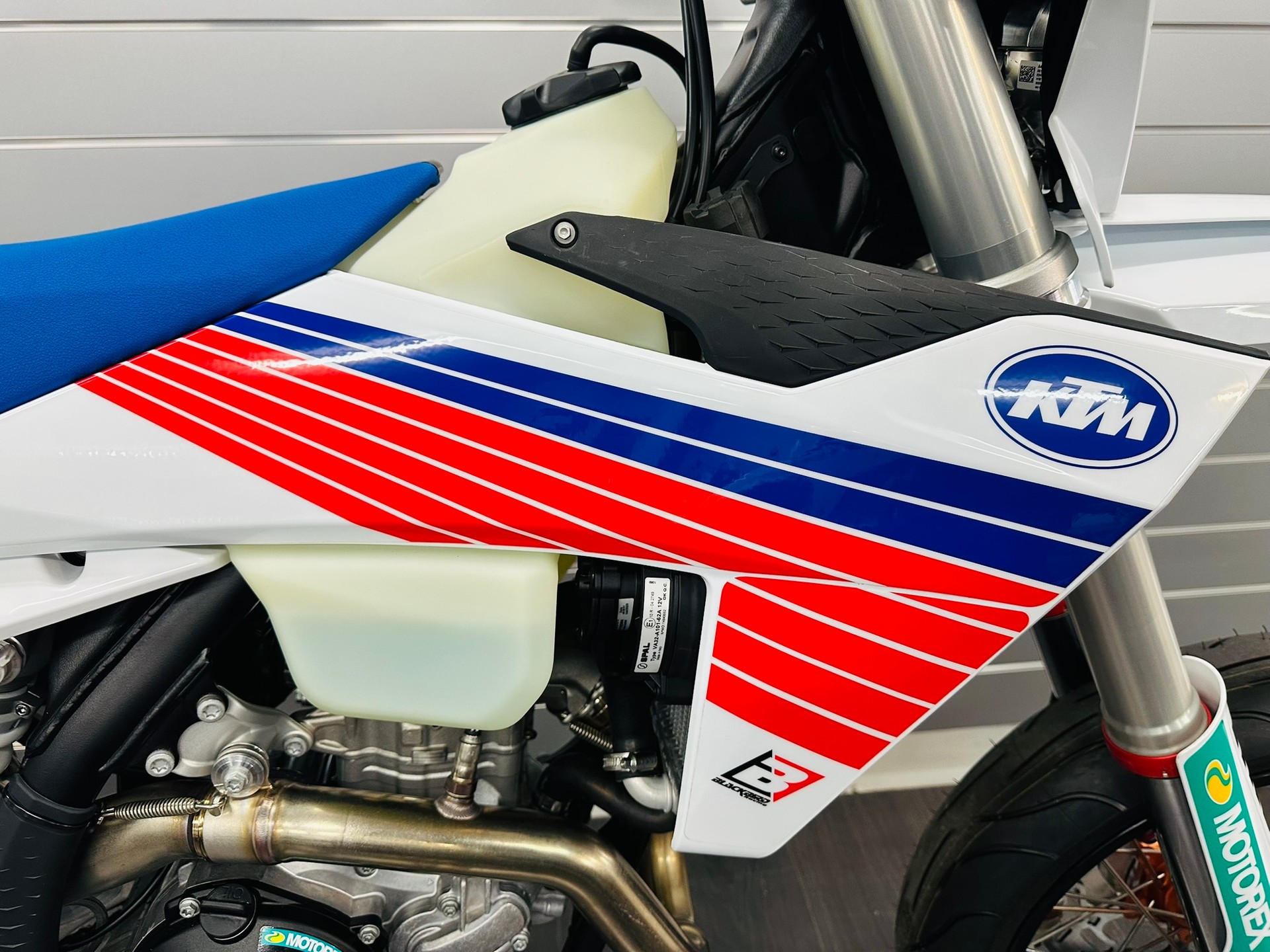KTM 500 EXC-F Supermoto-showroom-element-1