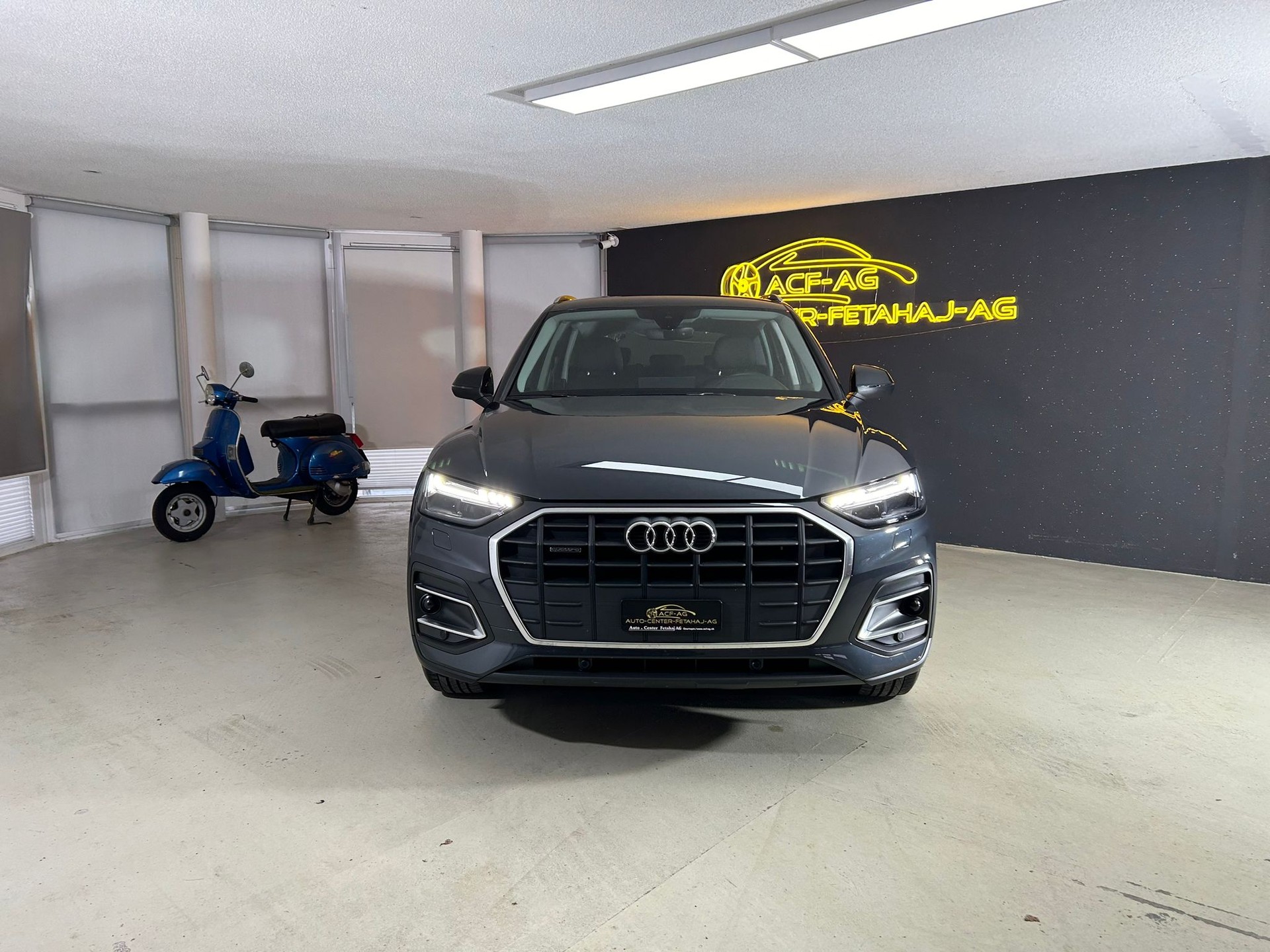 AUDI Q5 40 TDI quattro S-tronic-image-1