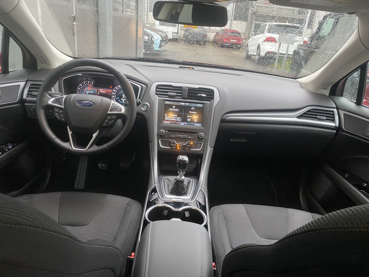 FORD Mondeo 2.0 TDCi Titanium-image-8