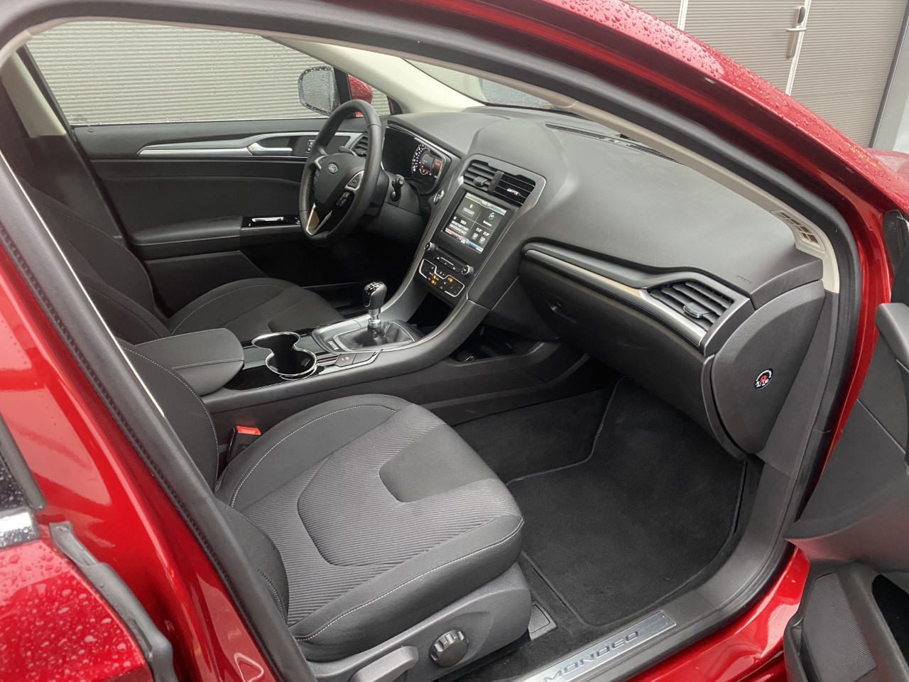 FORD Mondeo 2.0 TDCi Titanium-image-10