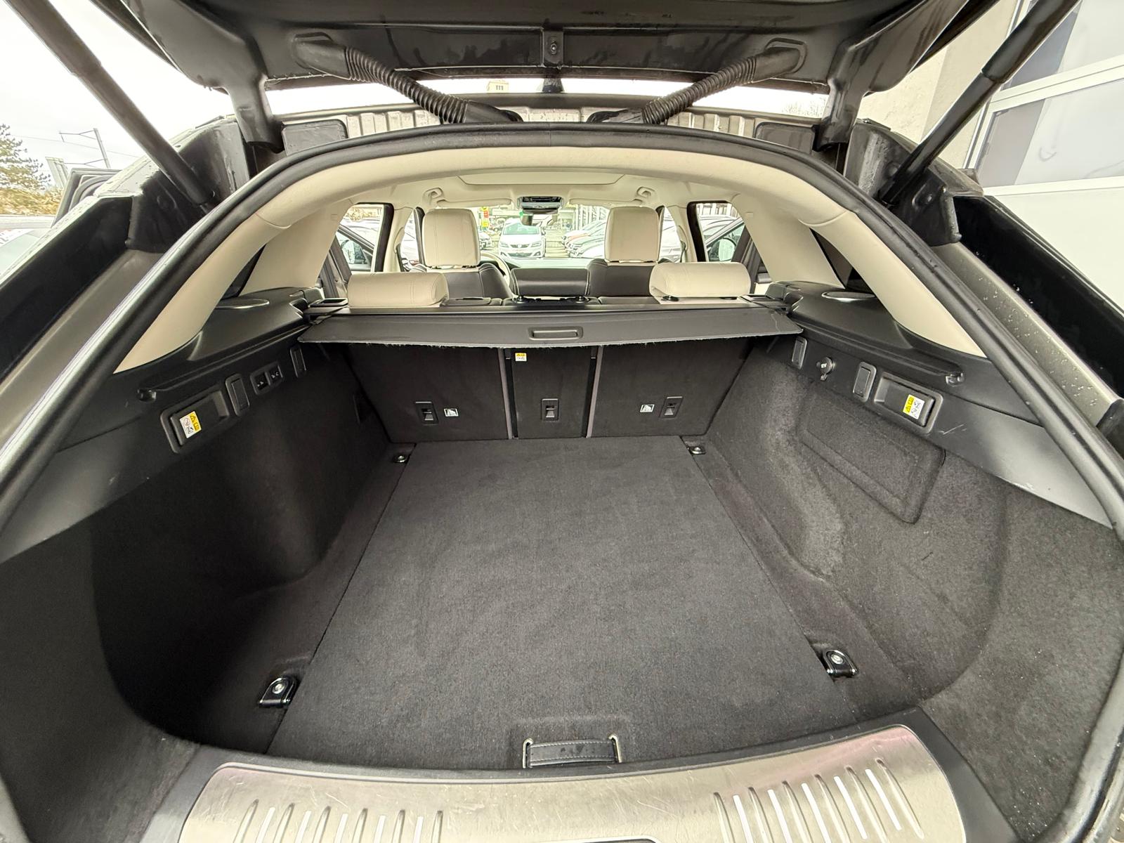 LAND ROVER Range Rover Velar R-Dynamic D 300 HSE Automatic-image-11