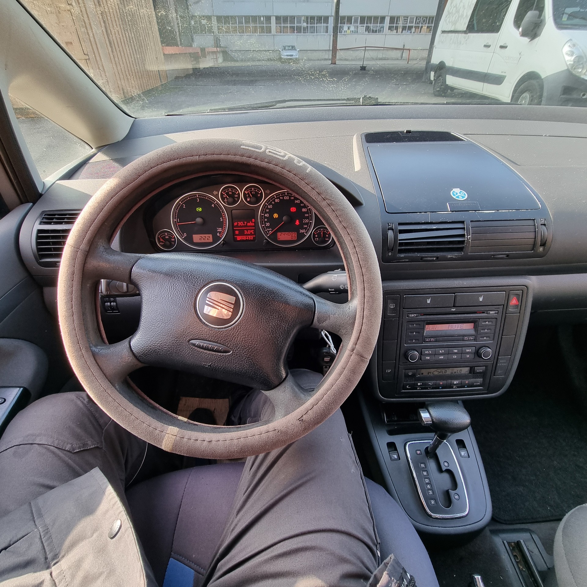 SEAT Alhambra 1.9 TDI Stylance Tiptronic-image-8