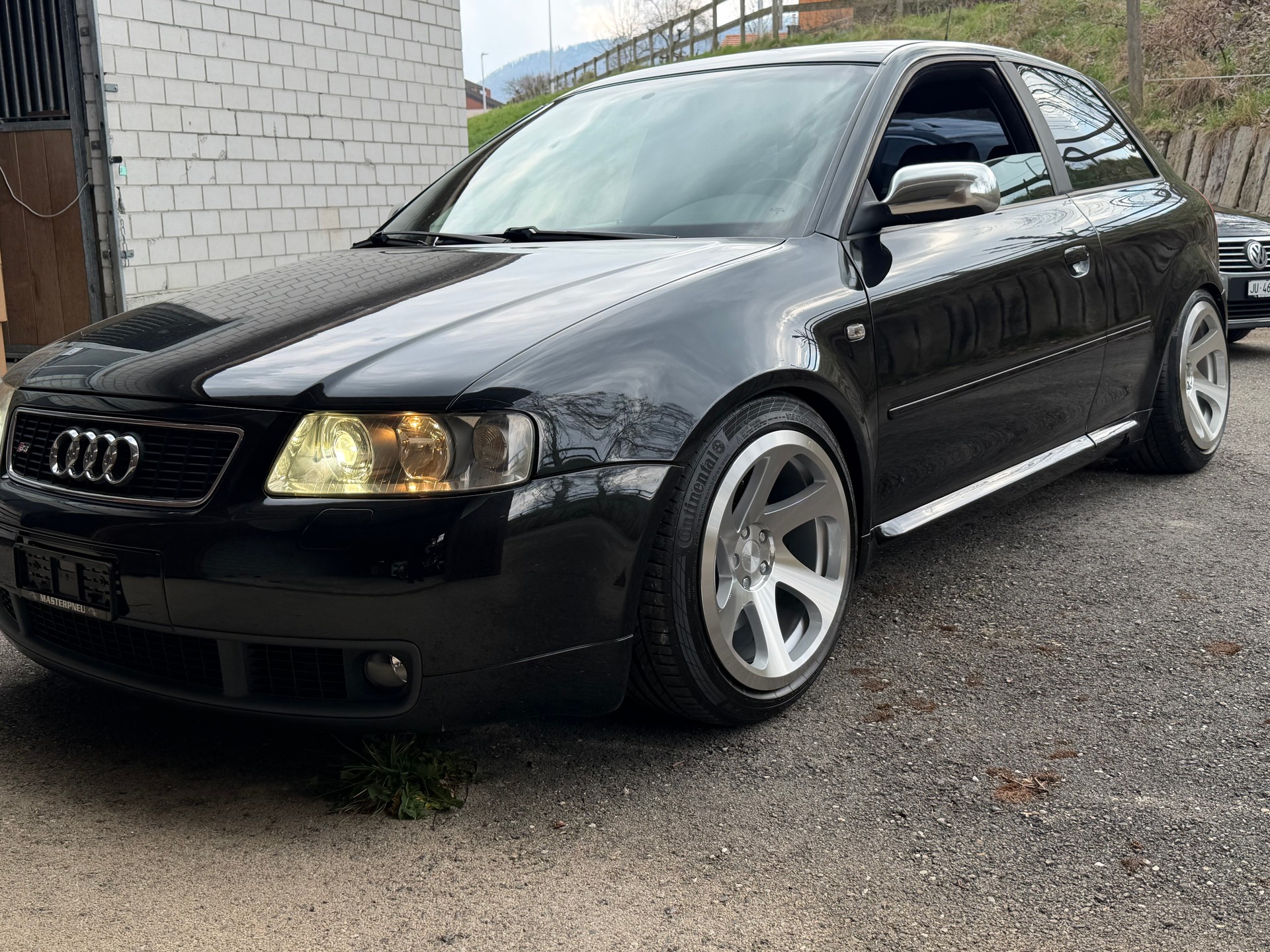 AUDI S3 quattro-image-1