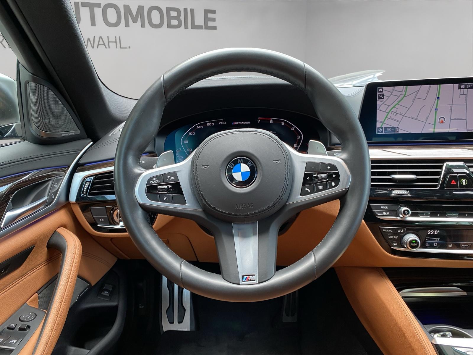 BMW M550i xDrive SAG-image-4