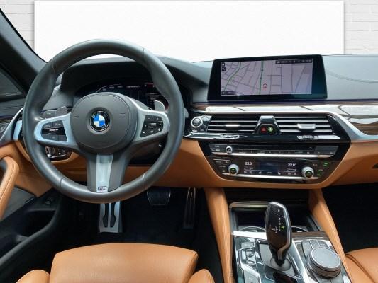 BMW M550i xDrive SAG-image-8