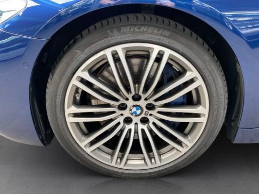 BMW M550i xDrive SAG-image-17