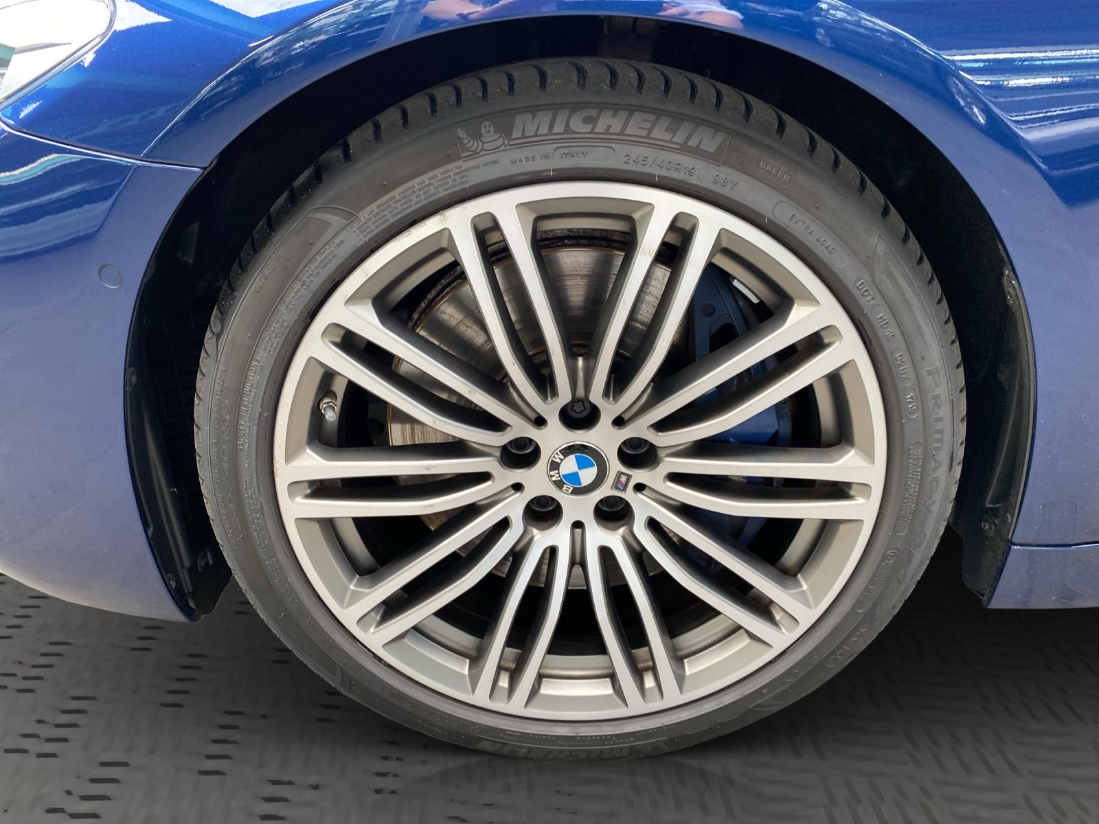 BMW M550i xDrive SAG-image-22