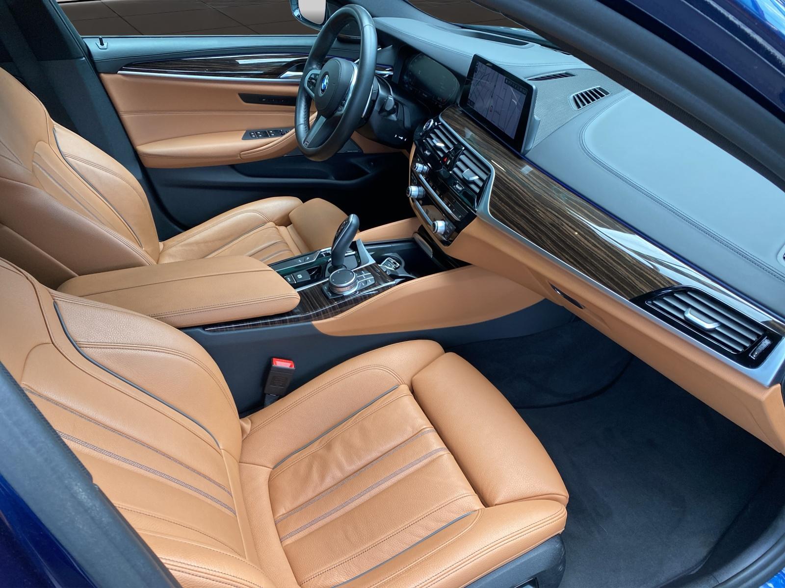 BMW M550i xDrive SAG-image-8
