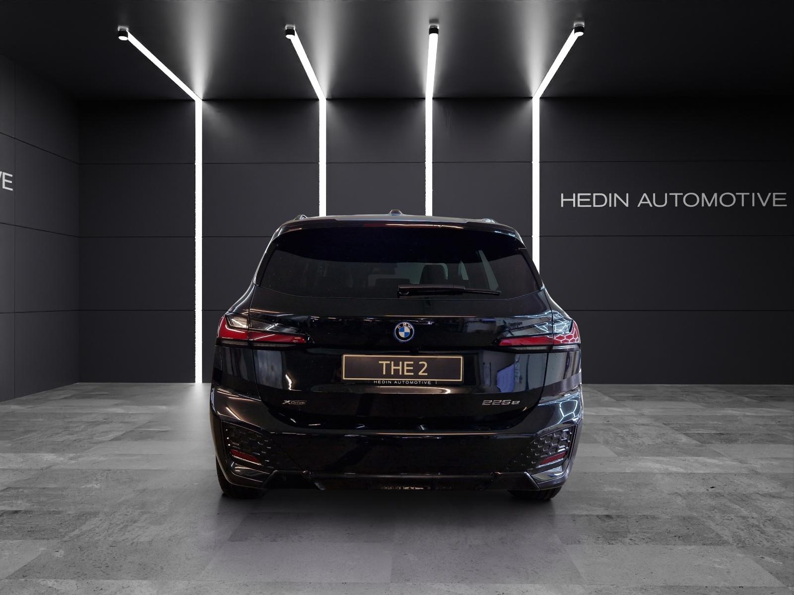 BMW 225e xDrive Active Tourer-image-3