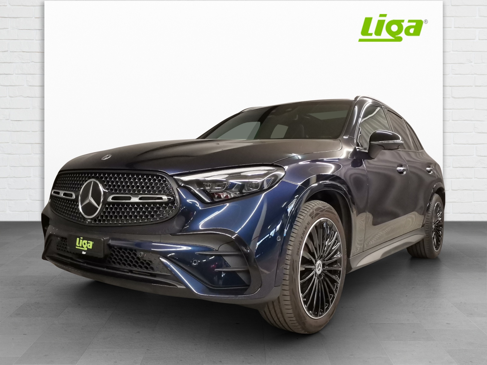 MERCEDES-BENZ GLC 220 d AMG Line 4Matic-image-1