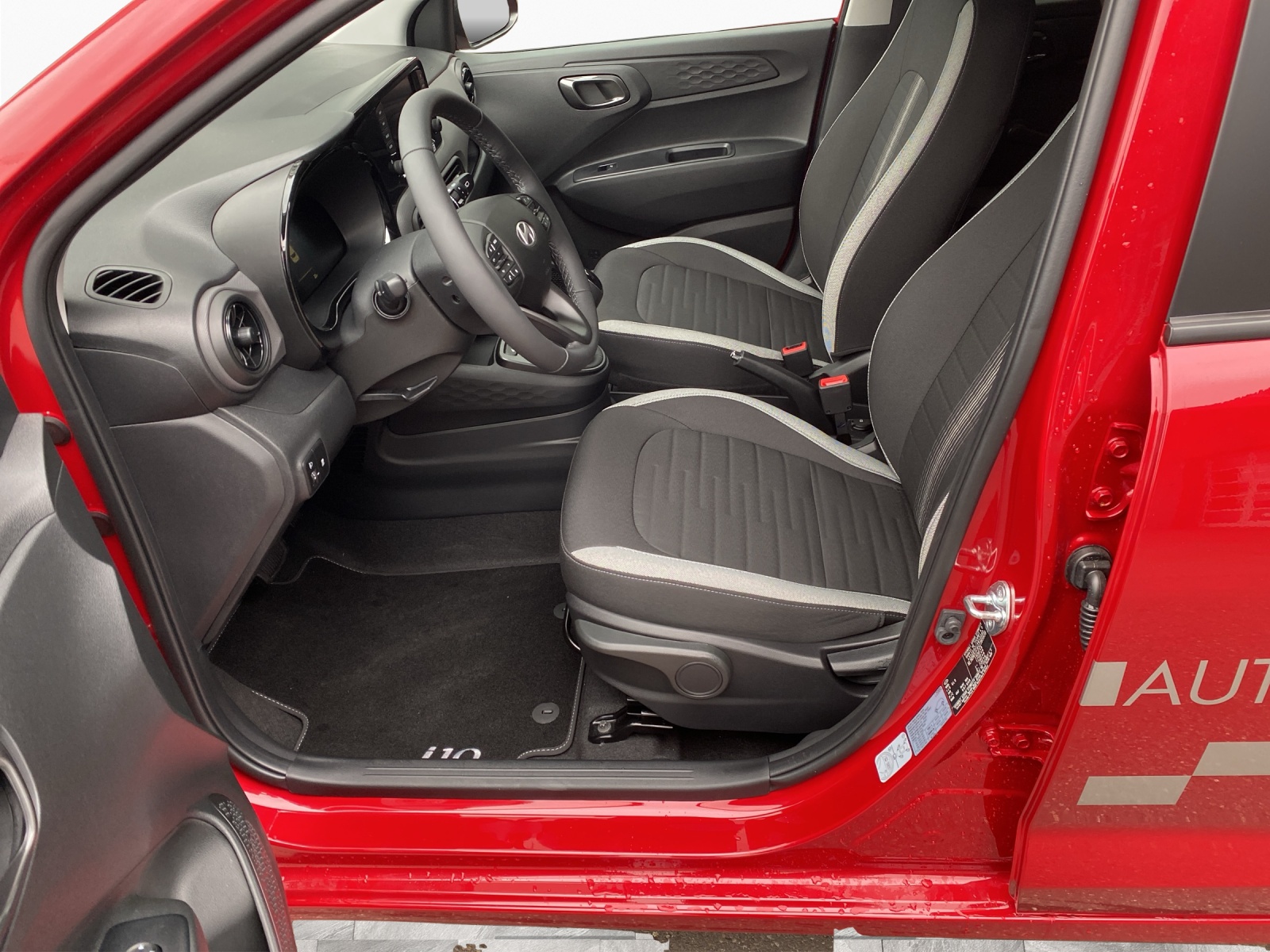 HYUNDAI i10 1.2 Amplia-image-9