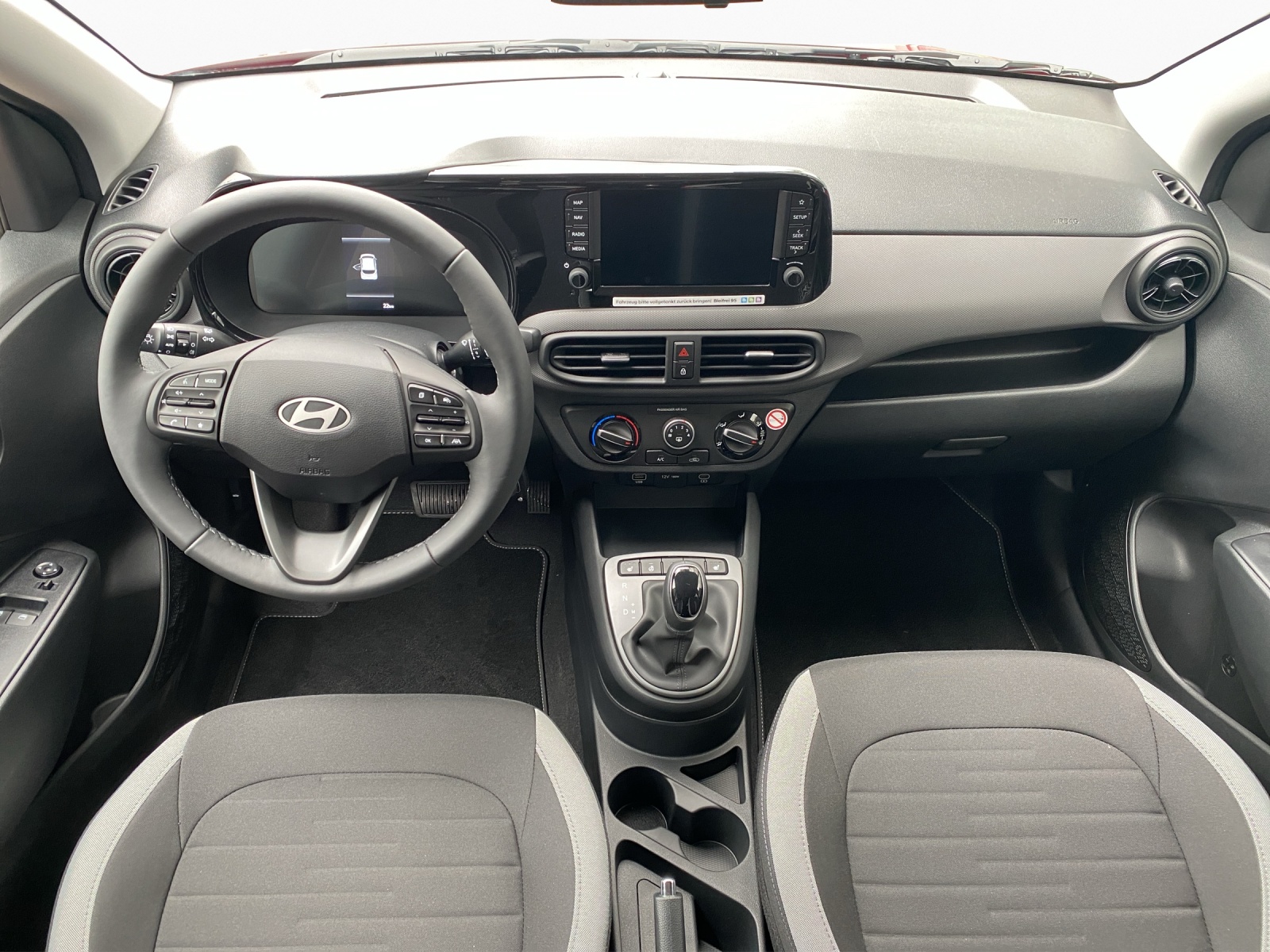 HYUNDAI i10 1.2 Amplia-image-11