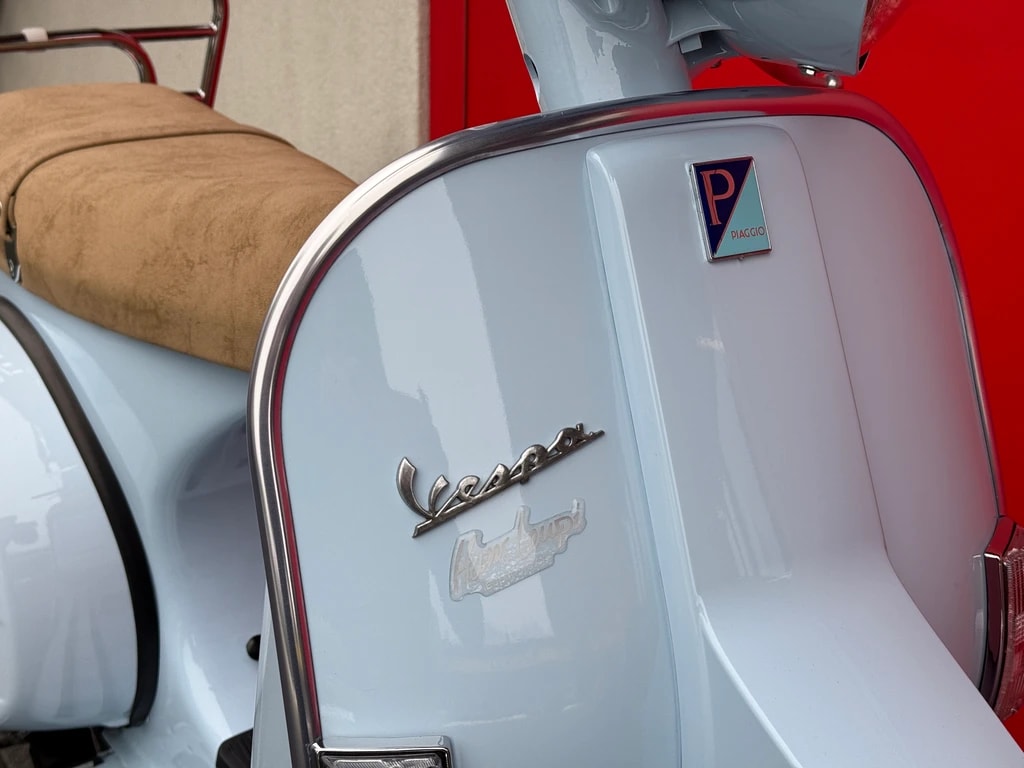 PIAGGIO Vespa PX 125 E Disc-showroom-element-2