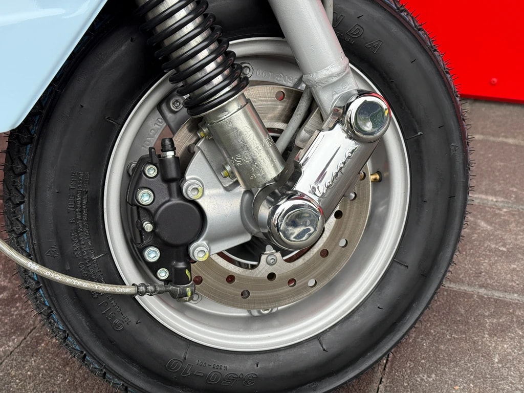 PIAGGIO Vespa PX 125 E Disc-image-15