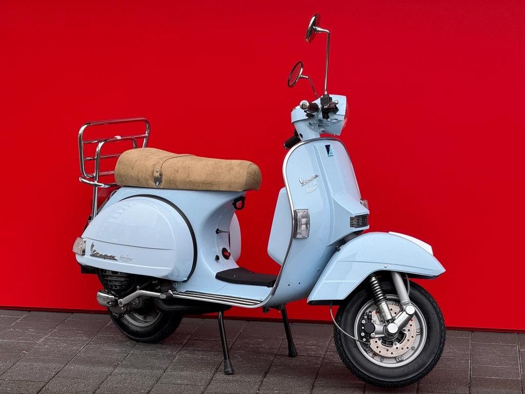 PIAGGIO Vespa PX 125 E Disc-showroom-element-1