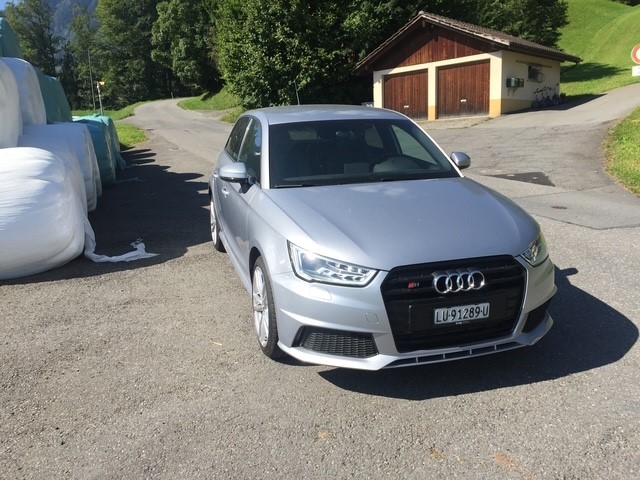AUDI Audi S1 Sportback-image-1