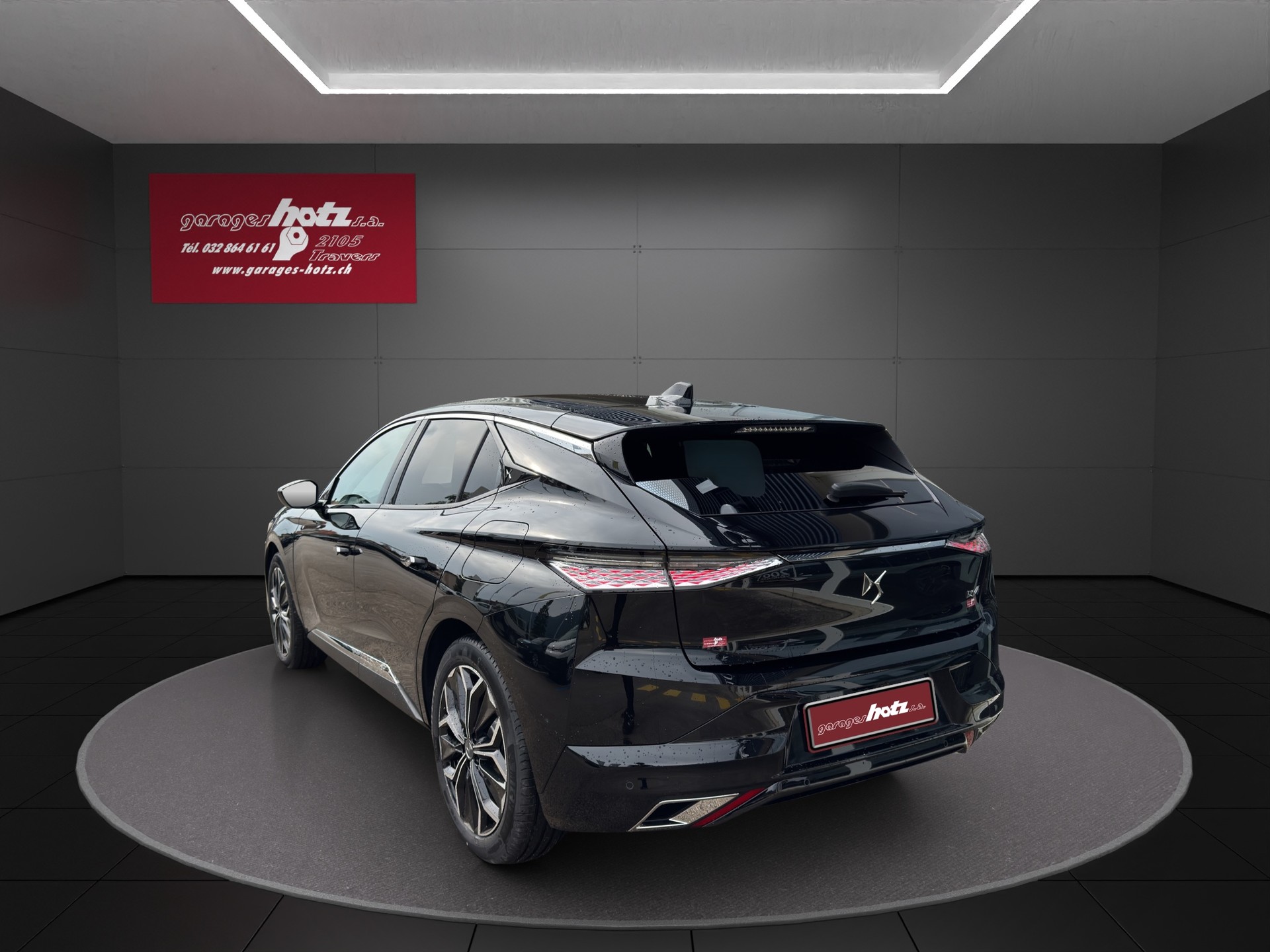 DS AUTOMOBILES DS4 1.6 PHEV Antoine de Saint-Exupéry-image-3