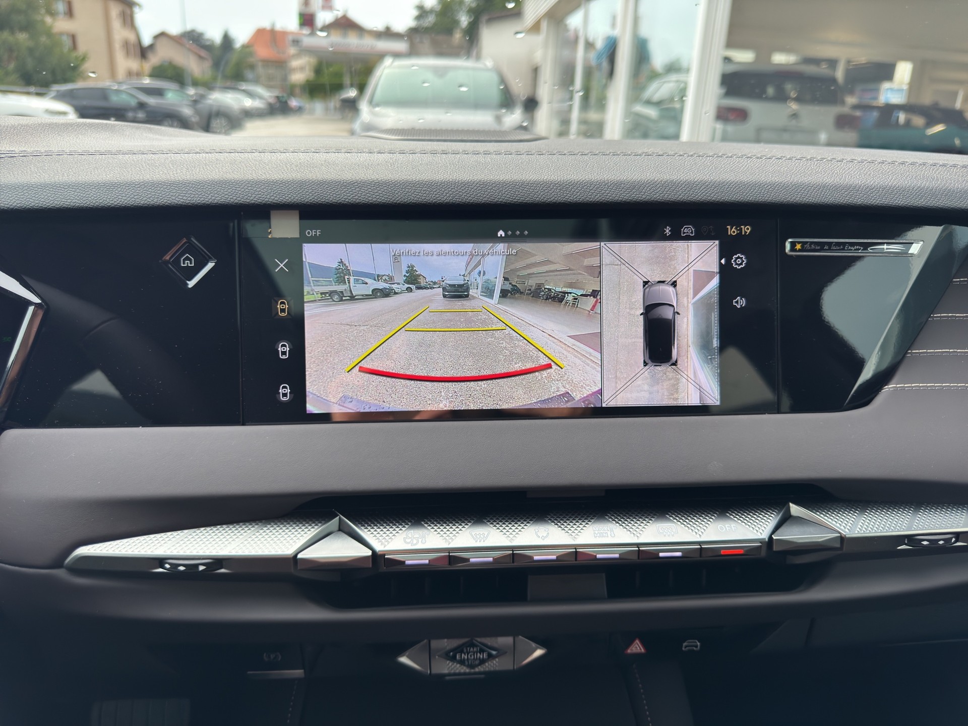 DS AUTOMOBILES DS4 1.6 PHEV Antoine de Saint-Exupéry-image-9