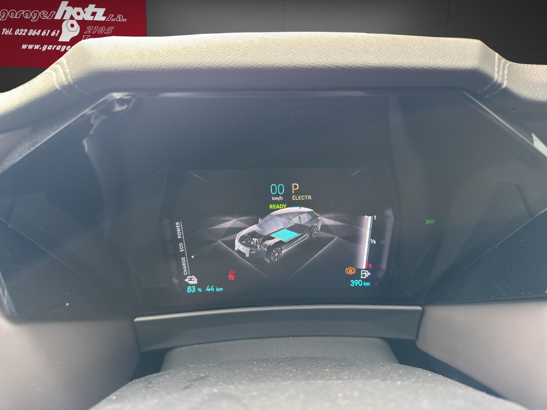 DS AUTOMOBILES DS4 1.6 PHEV Antoine de Saint-Exupéry-image-8