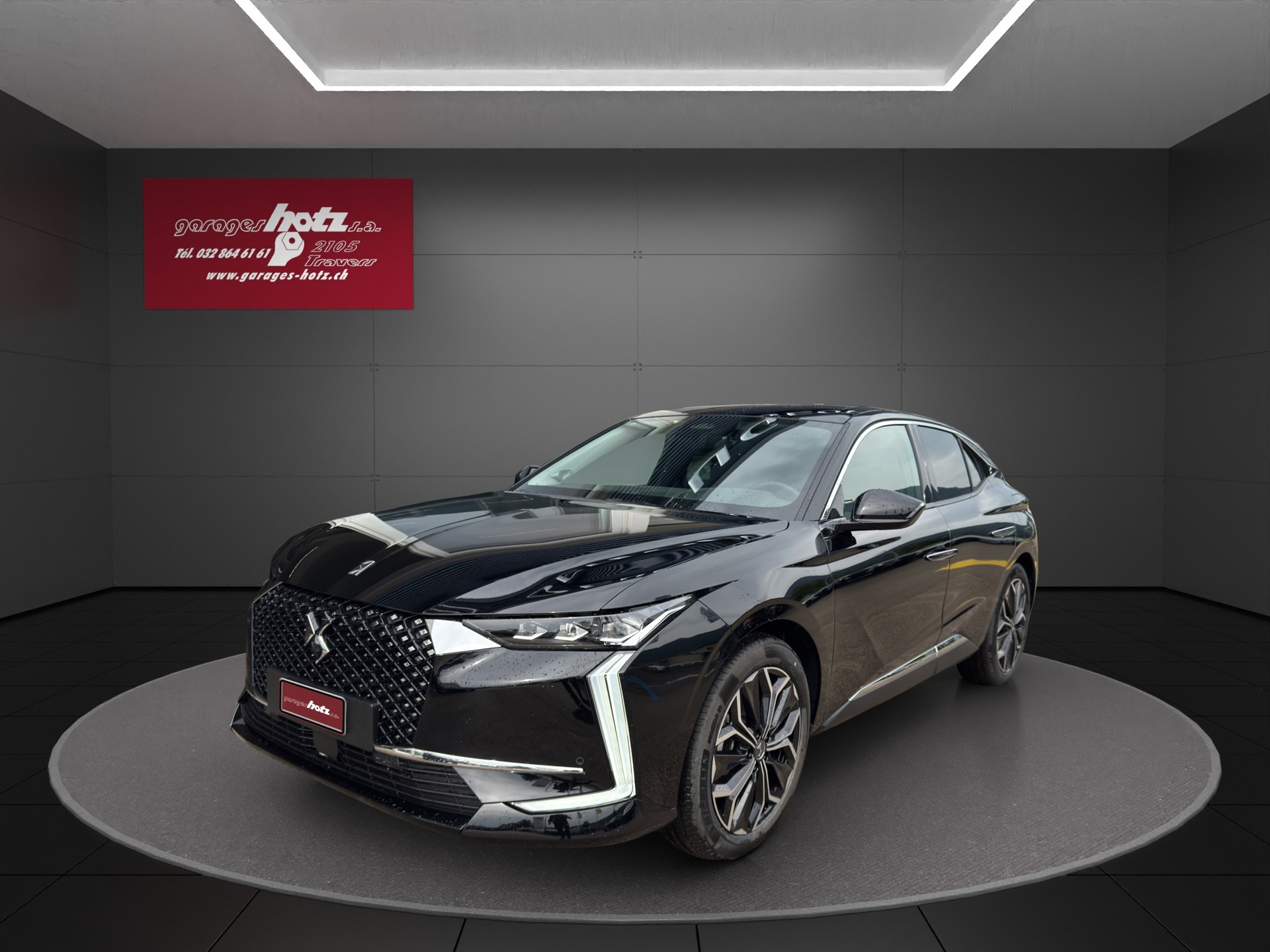 DS AUTOMOBILES DS4 1.6 PHEV Antoine de Saint-Exupéry-image-1