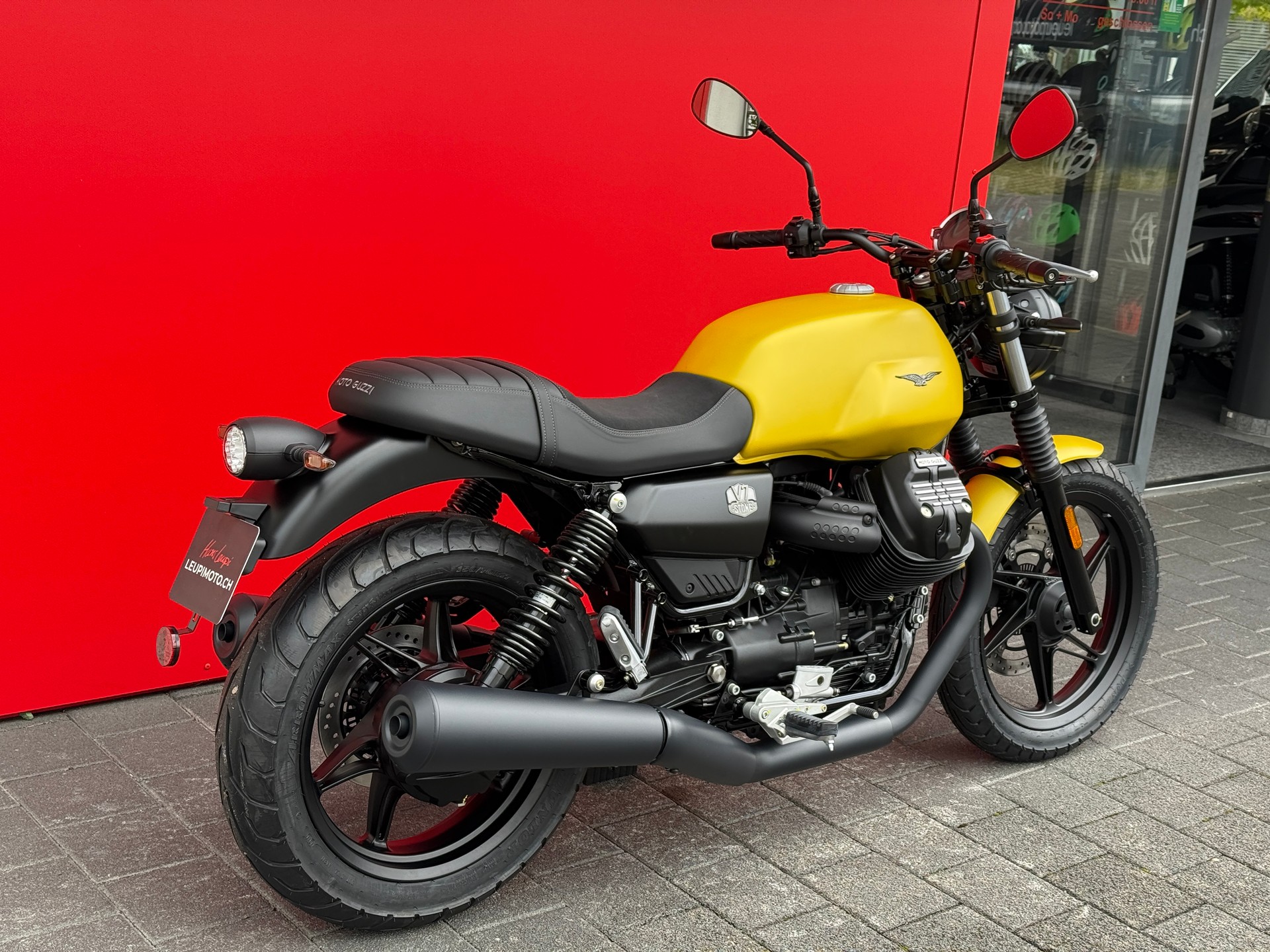 MOTO GUZZI V7 IV 850 Stone (35kW)-image-7
