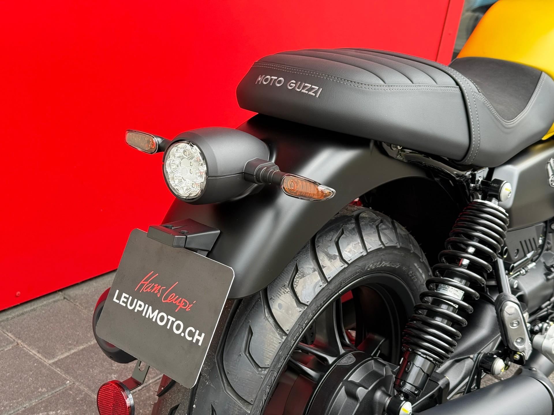 MOTO GUZZI V7 IV 850 Stone (35kW)-image-6