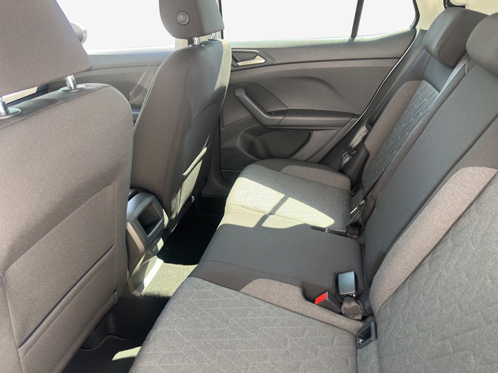 VW T-Cross 1.0 TSI EVO Life DSG-image-11