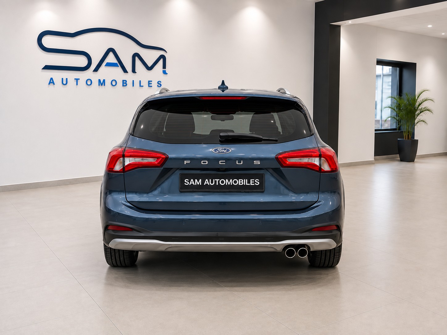 FORD Focus 1.5 TDCi Business Automatic-image-4